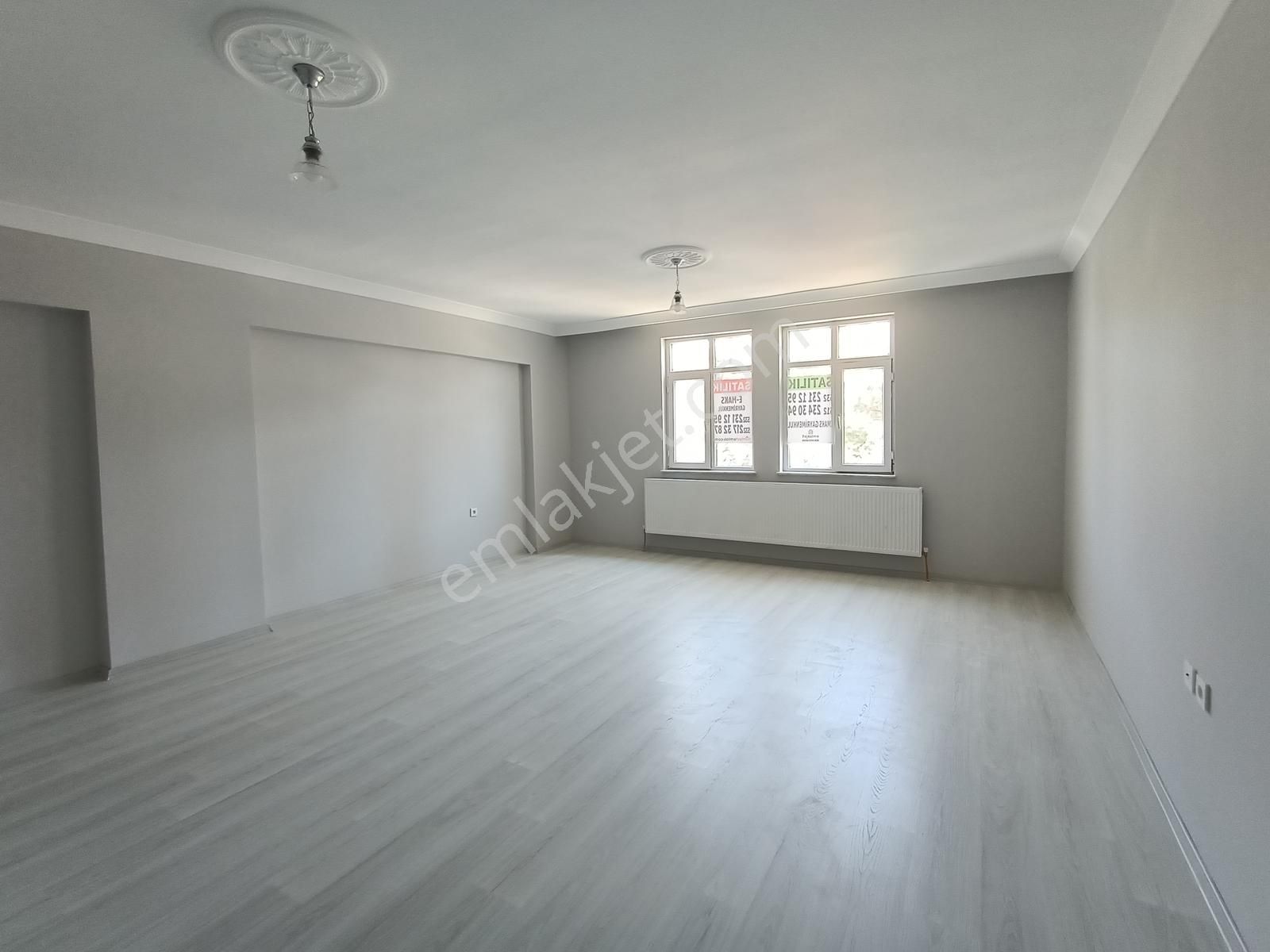 Emaks'tan/bala Merkezde/iyi Yapılı/geniş/ara Katta/3+1/135 M2 - Görsel 5
