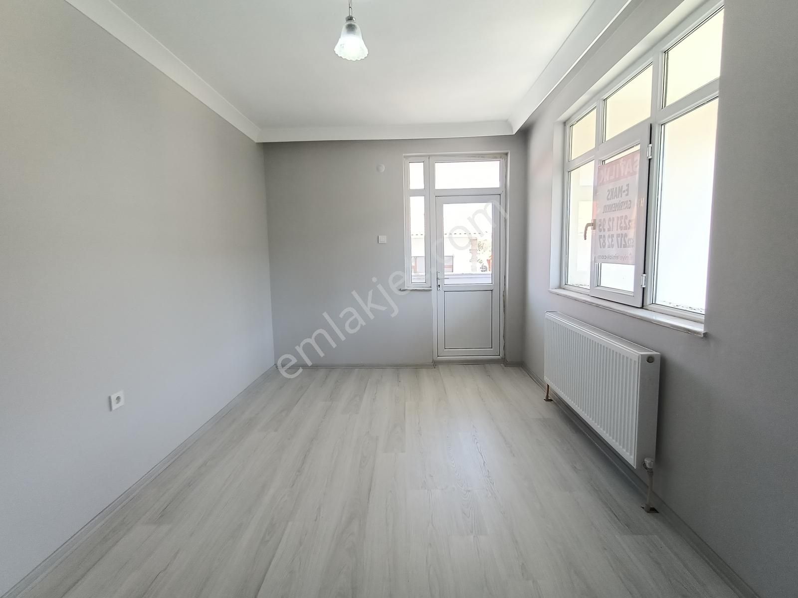 Emaks'tan/bala Merkezde/iyi Yapılı/geniş/ara Katta/3+1/135 M2 - Görsel 20