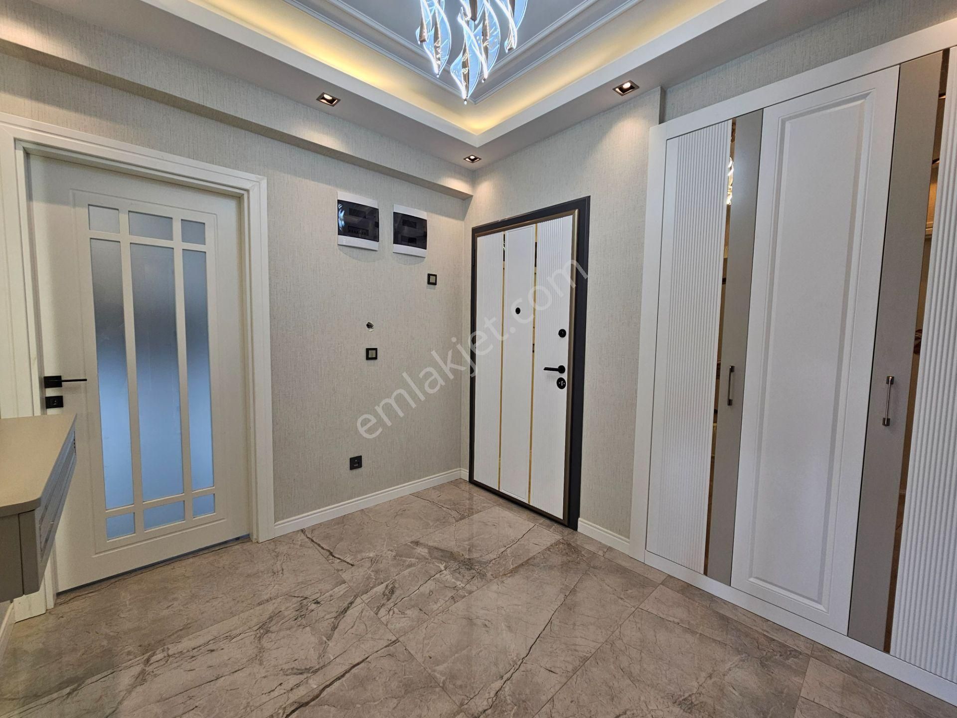 Kahramanlar Cad. Yakını İşyapar Gayrimenkul'den Lüks 3+1 Daire - Görsel 5