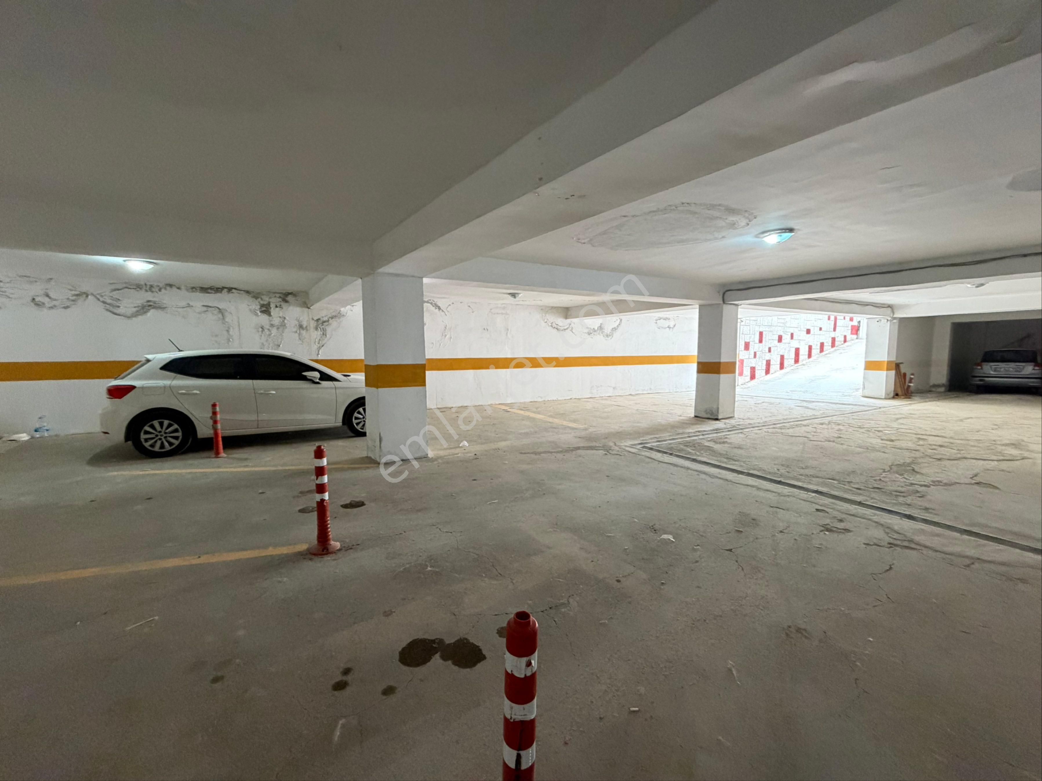 Sarısunun En Gözde Sıtesinde Full Eşyalı 2+1 Satılık Daıre - Görsel 18