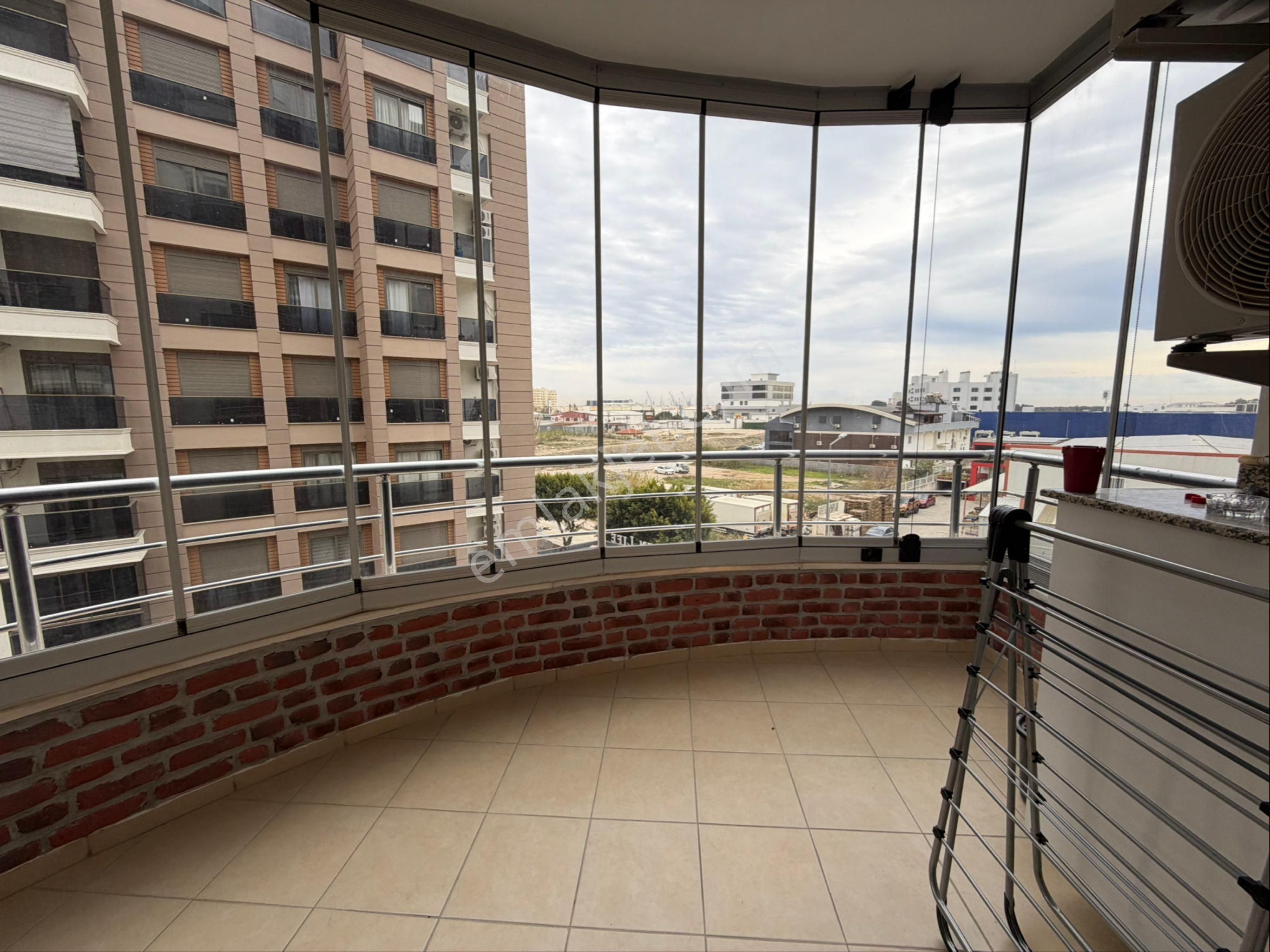 Sarısunun En Gözde Sıtesinde Full Eşyalı 2+1 Satılık Daıre - Görsel 4