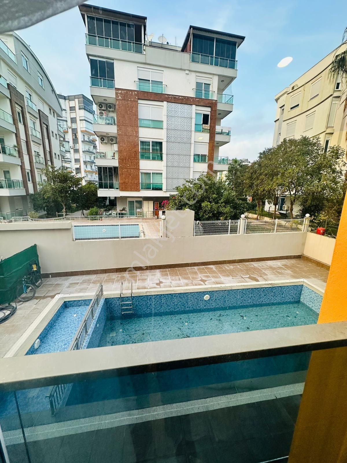 Acil Lüks – Havuzlu – Asansörlü – Doğalgazlı – Eşyalı Daire - Görsel 19