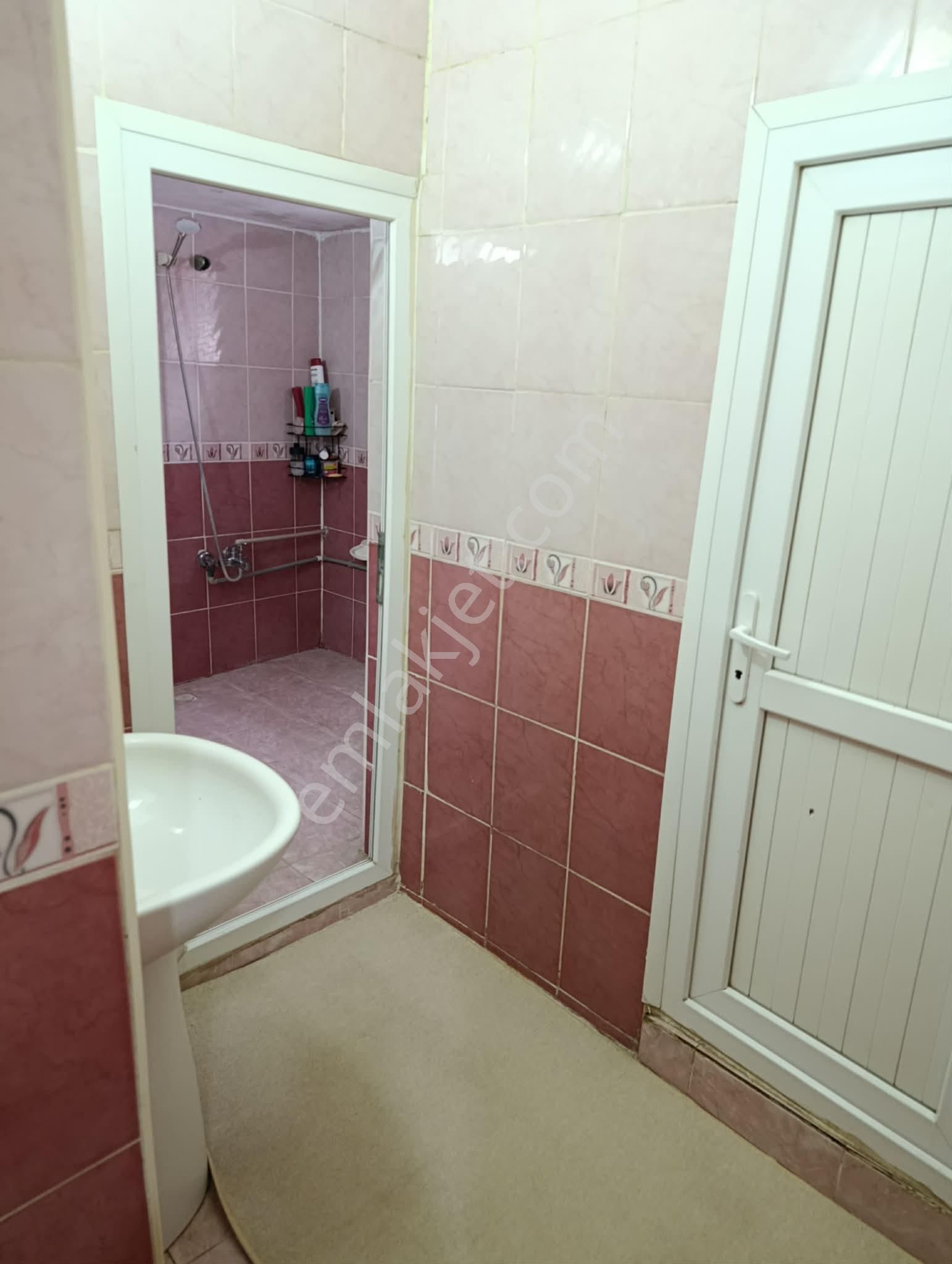 Çınar Emlak'tan Mithatpaşa Mah. Satılık 3+1 Daire - Görsel 13