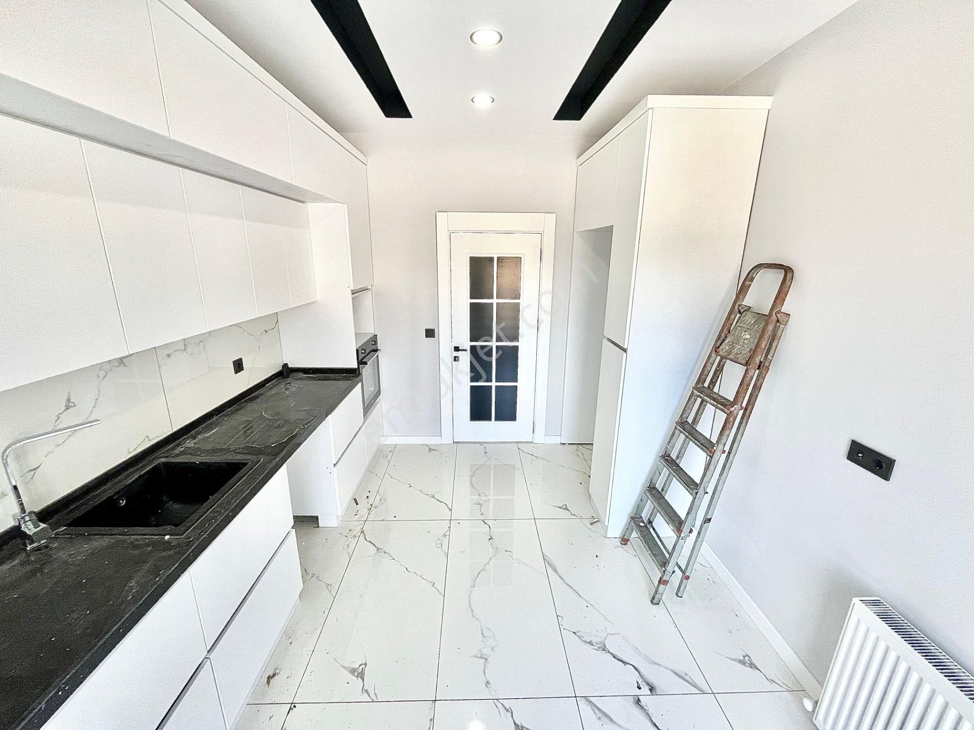 Yükselden Güre'nin En Güzel Konumda Denize Yakın Ultra Lux Villa - Görsel 16