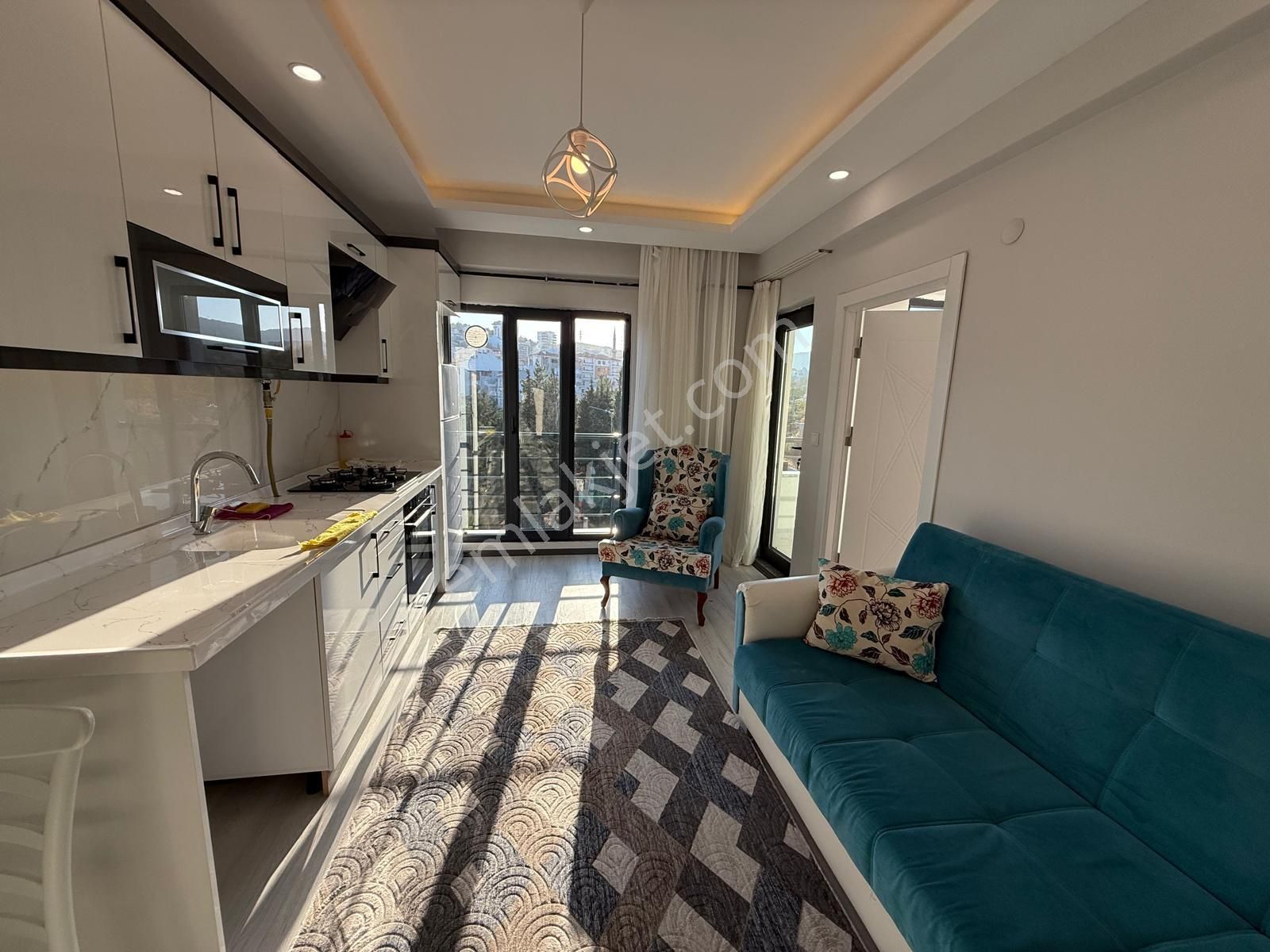 Kiralık Lüks 1+1 Full Eşyalı Yeni Bina Hacı İlbey Mah. - Görsel 9