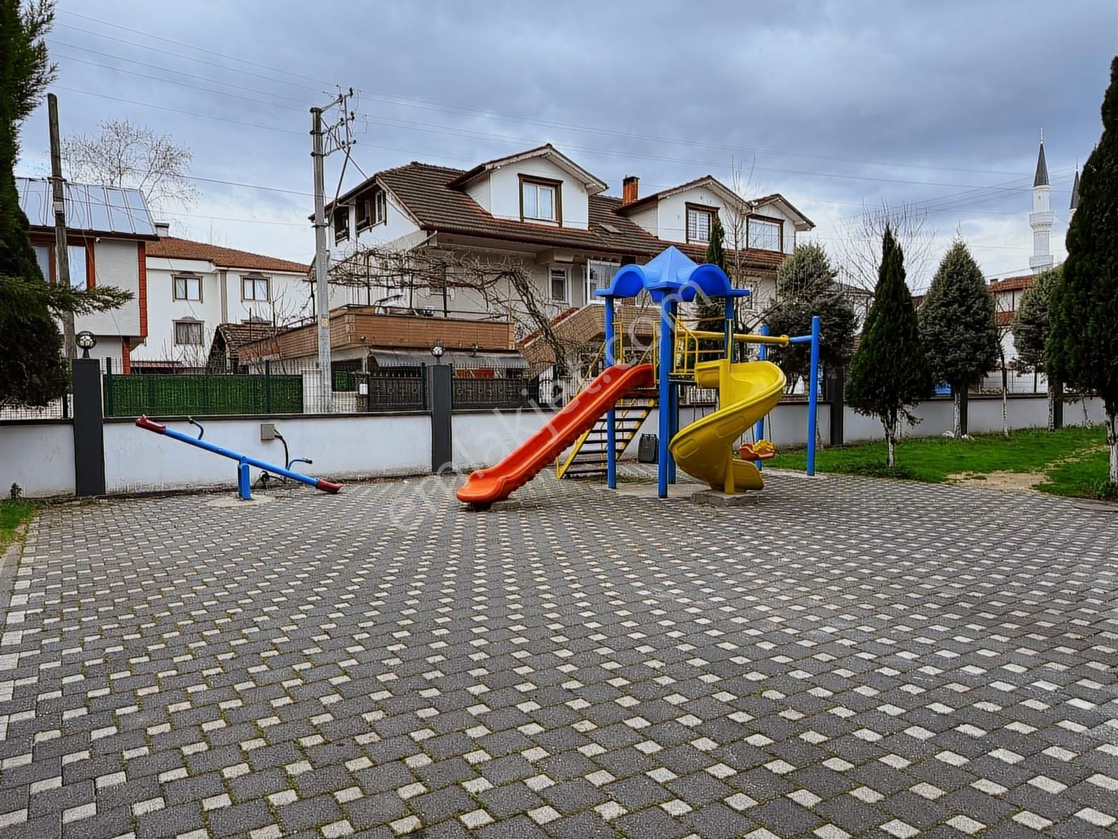 Akyazıda Site İçerisinde 3+1 Masrafsız Satılık Daire - Görsel 9