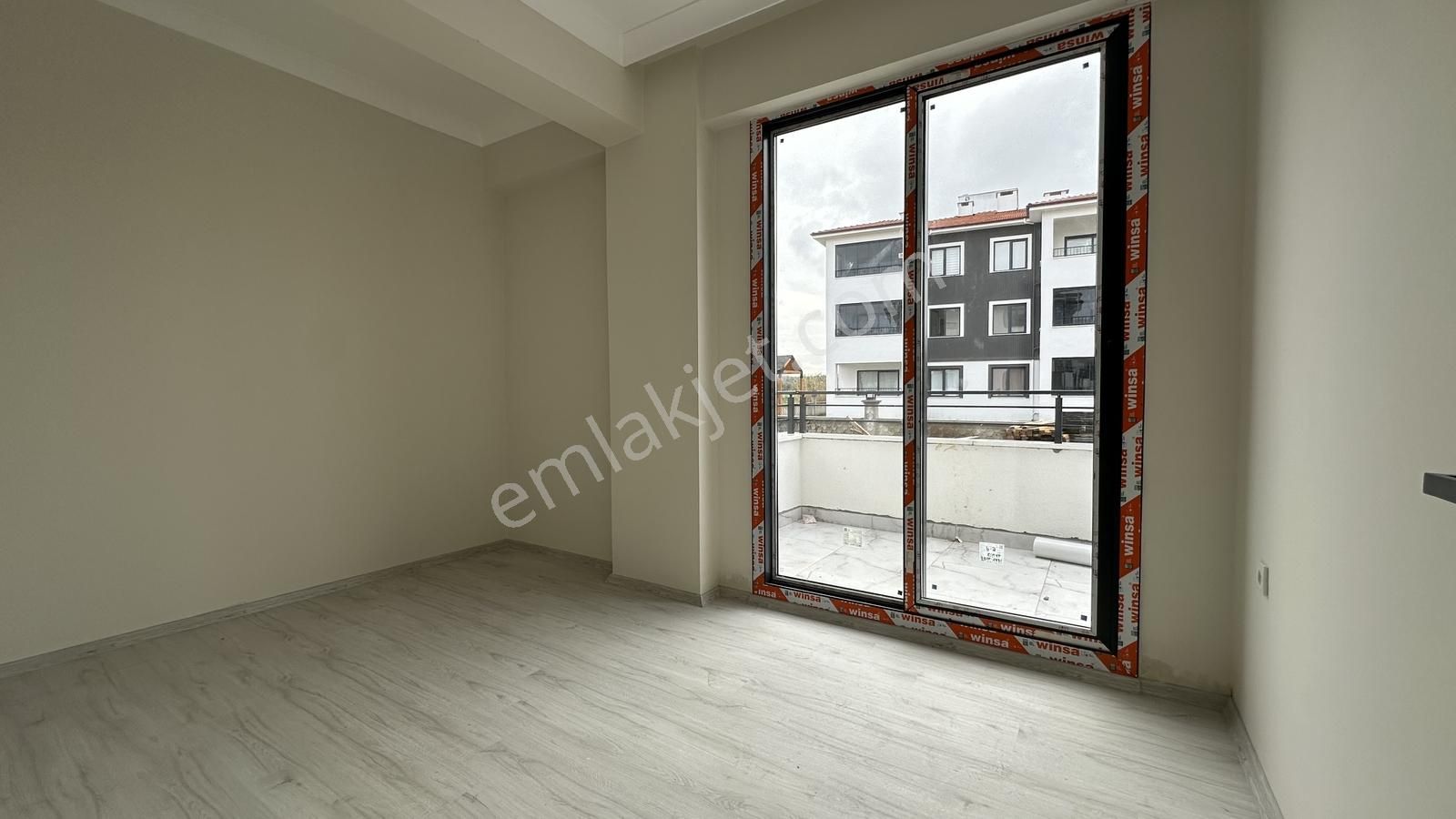 Gömeç Yaya Mahallesinde 2+1 Sıfır Doğalgazlı Kiralık Daire - Görsel 9