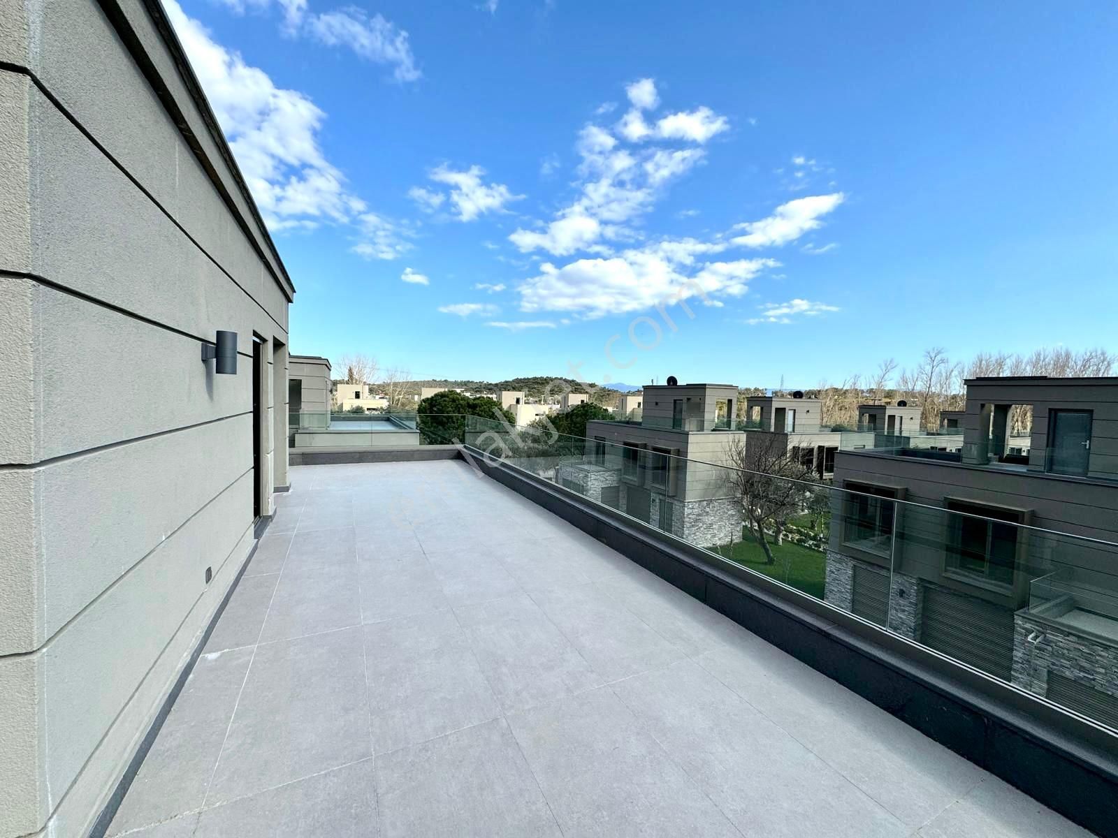 Yükselden Gürede Özel Mimari Havuzlu Ateş Çukurlu 3+1 Villa - Görsel 18