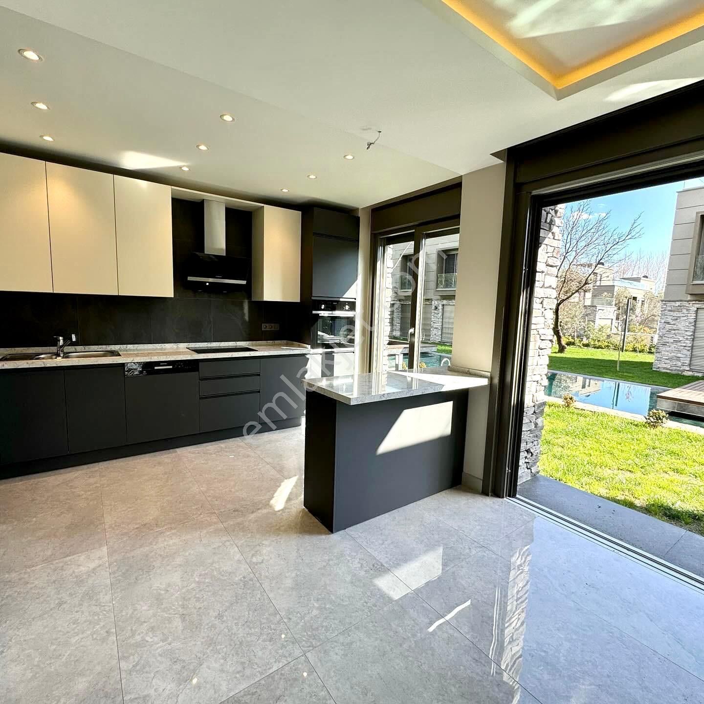 Yükselden Gürede Özel Mimari Havuzlu Ateş Çukurlu 3+1 Villa - Görsel 14