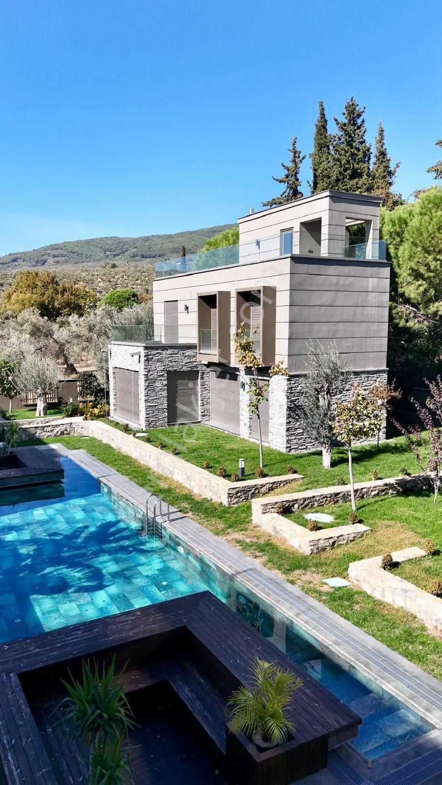 Yükselden Gürede Özel Mimari Havuzlu Ateş Çukurlu 3+1 Villa - Görsel 23