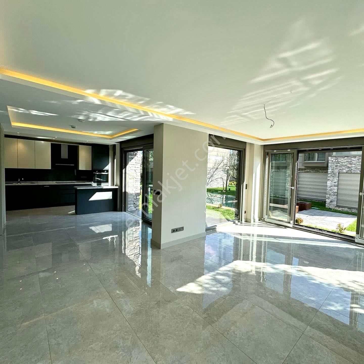 Yükselden Gürede Özel Mimari Havuzlu Ateş Çukurlu 3+1 Villa - Görsel 22