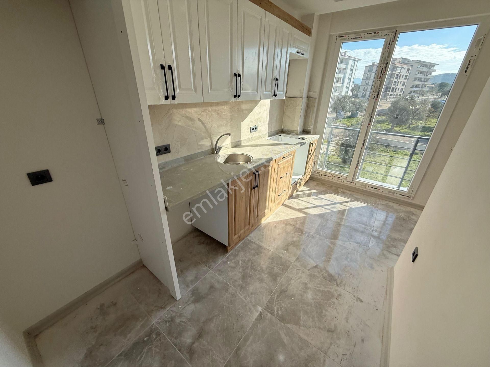 ▓yüksel'den Burhaniye'de Ayrı Mutfaklı Ebeveyn Banyolu 2+1 Daire - Görsel 2