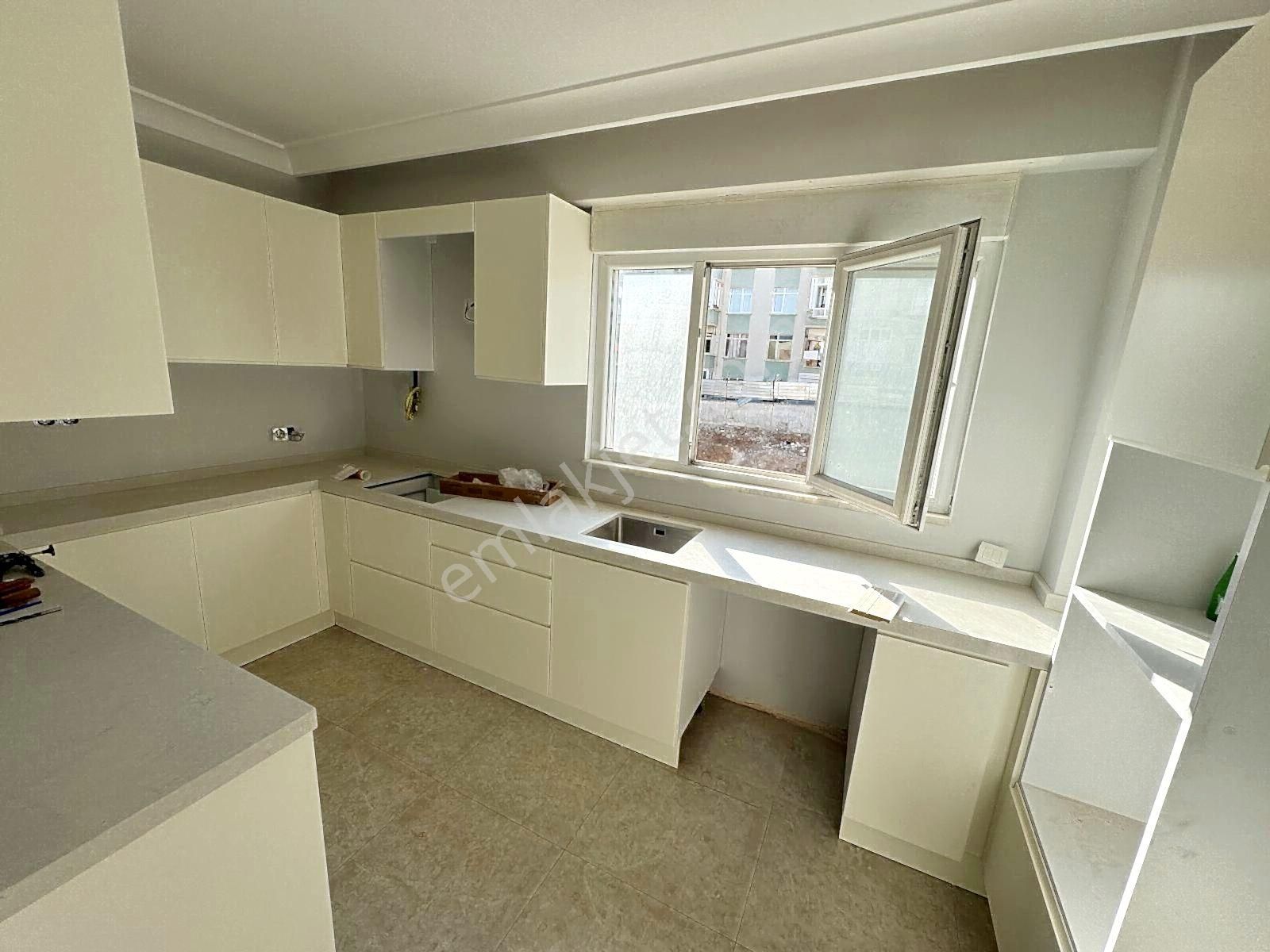 ▃artemin▃küçükyalı Çamlık'ta Katta Tek Ön Cephe 140m² 3+1! - Görsel 4