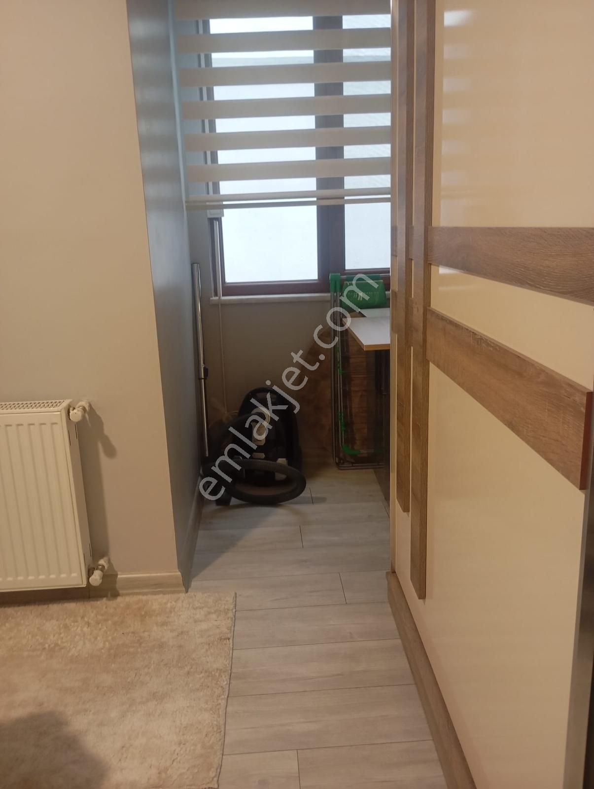 Cumhuriyet Mah. Üçgen Park'da Ara Kat 5 Yıllık 3+1 Satılık Daire - Görsel 4