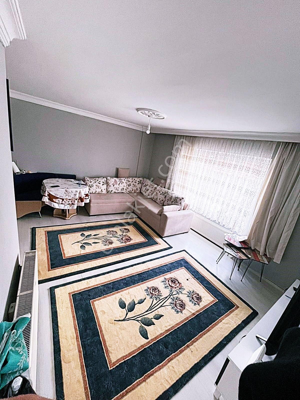 Cihandan Yunus Emre Mahallesinde Satlık 2+1 Kelepir Daire