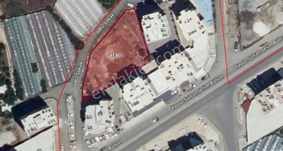 Erdemli 2+1 Devlet Hastanesi Civarı 120m2 Havuzlu Geniş Daire