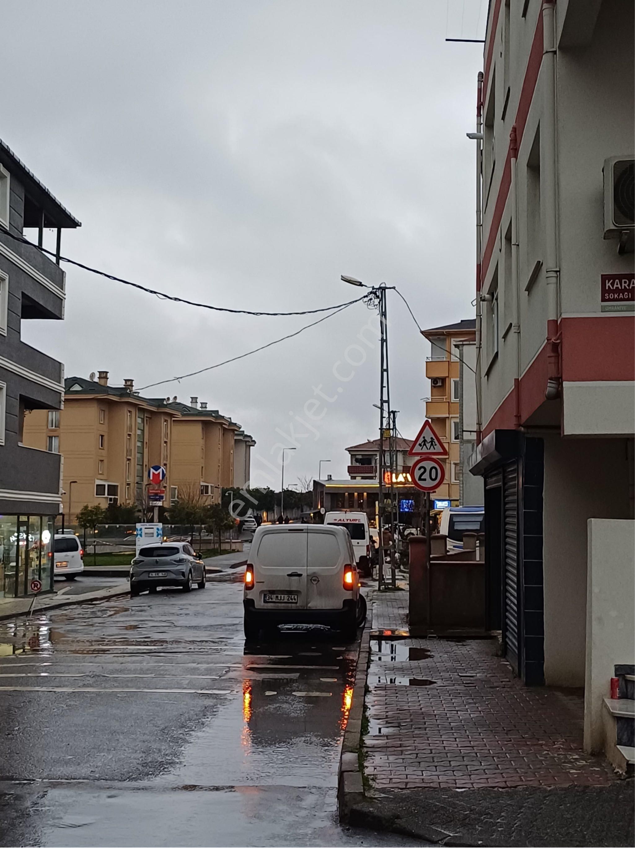 Ümraniye Parseller Metro Çıkışına 1. Bina Satılık Komple Bina - Görsel 4