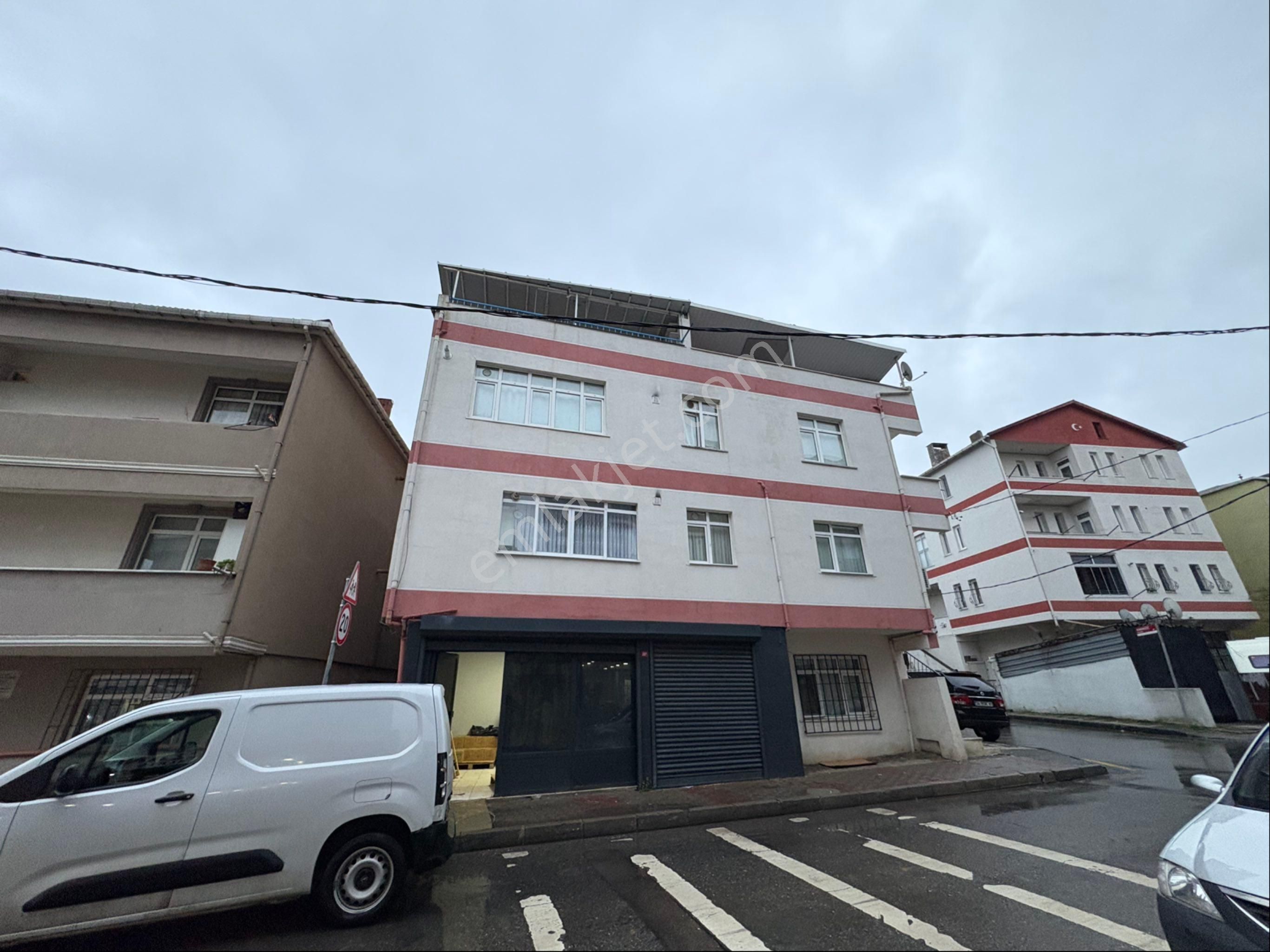 Ümraniye Parseller Metro Çıkışına 1. Bina Satılık Komple Bina - Görsel 3