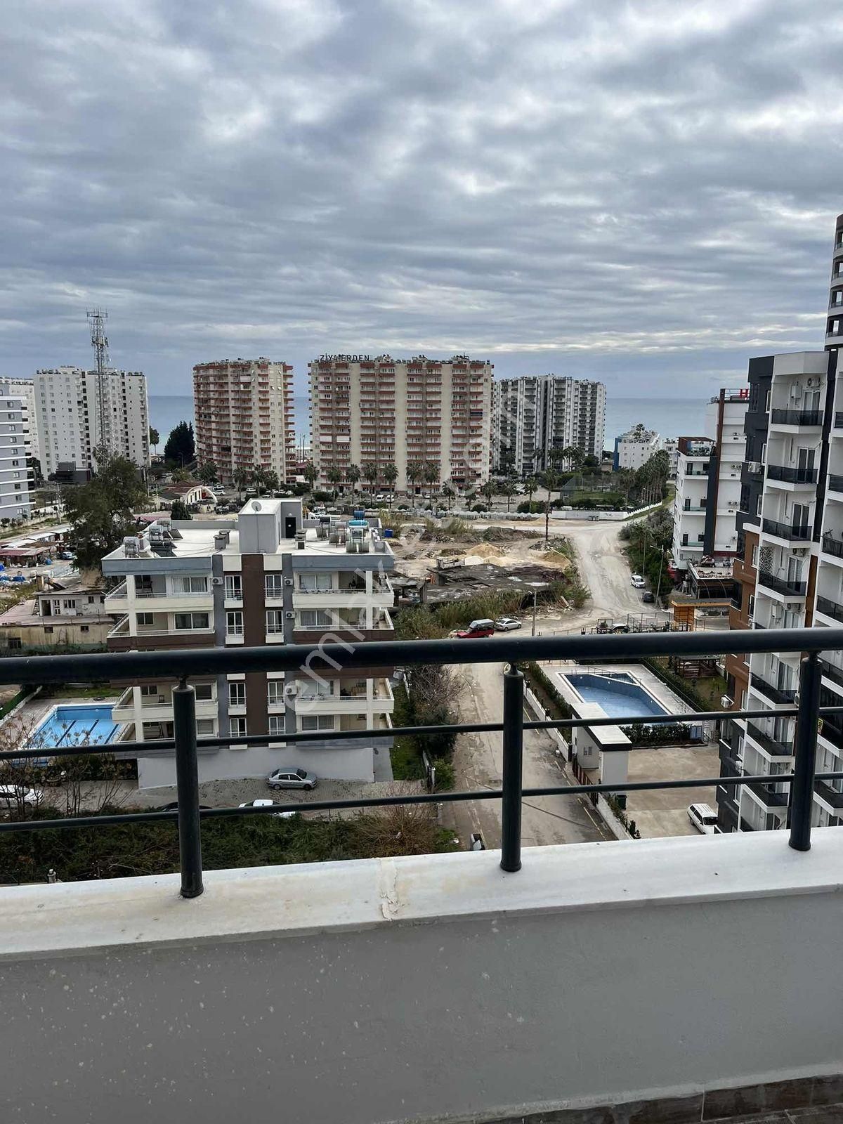 Erdemli Tömük 1+1 Deniz Manzaralıfırsat Yatırımlık Daire Havuzlu