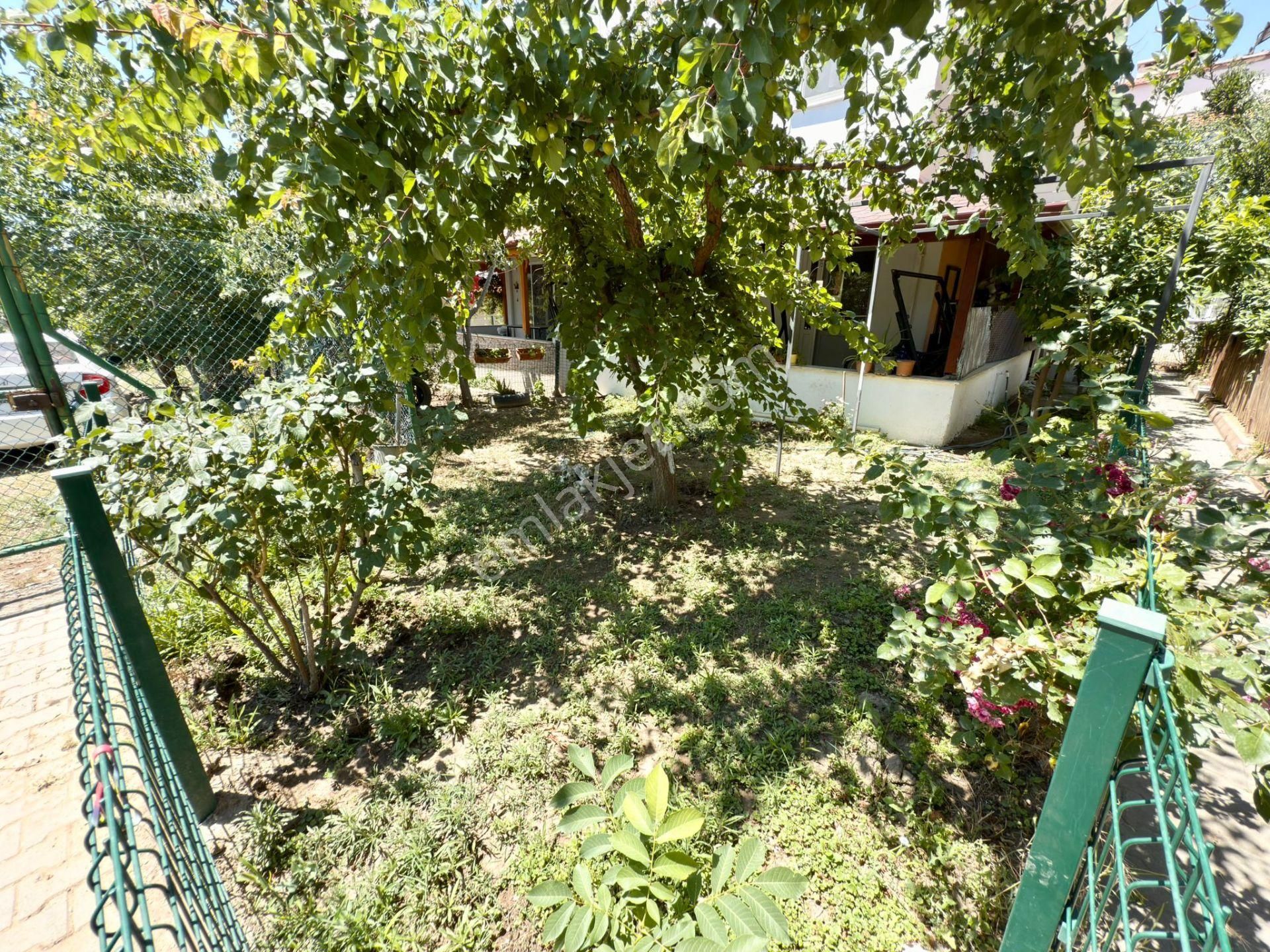 Yüksel'den Güre'de Denize 500metre Deniz Manzaralı 4+1 Satılık Geniş Villa - Görsel 17