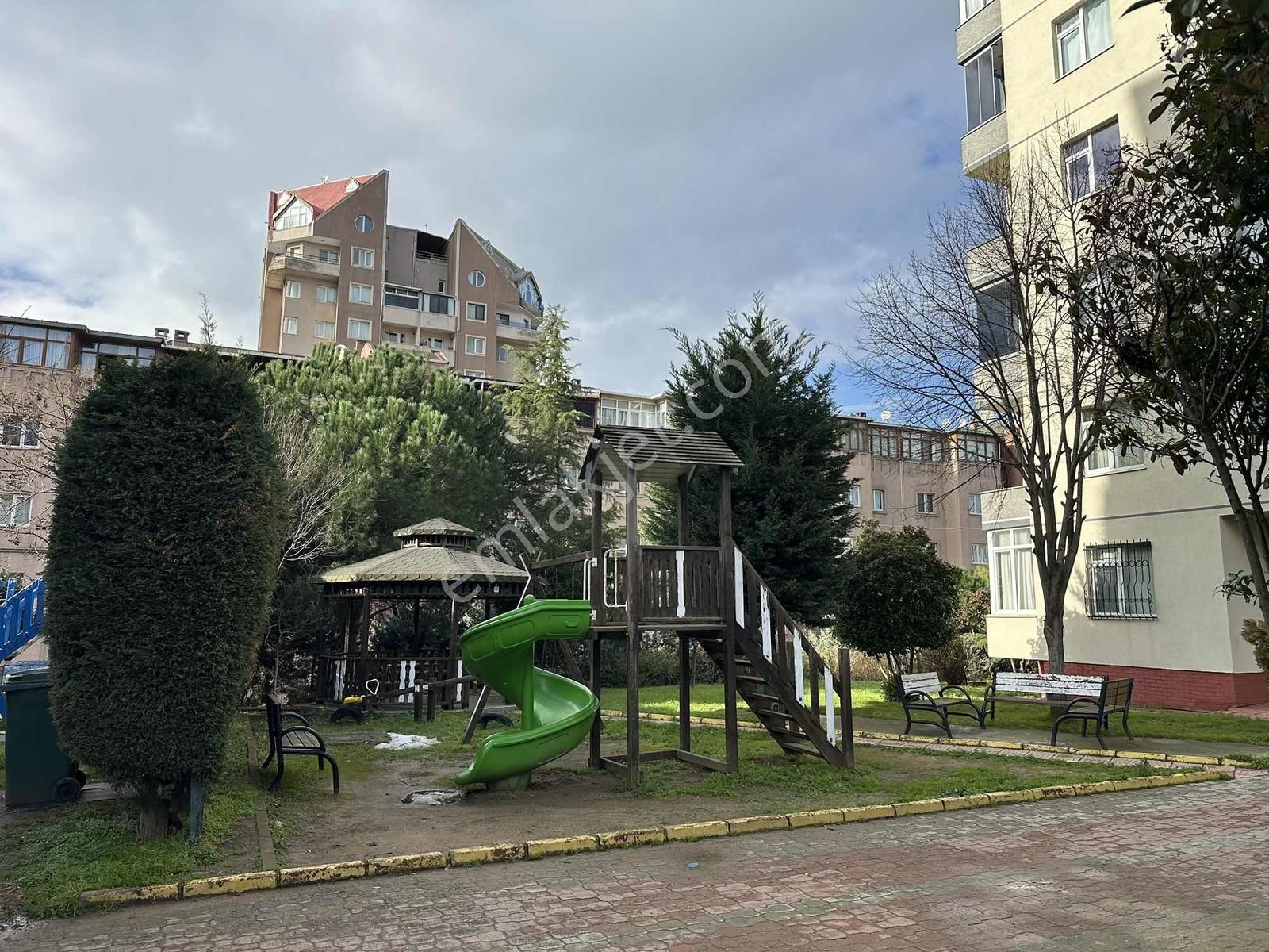 Başakşehir Onurkent Satılık Boş 4+1 Dubleks Teraslı Daire - Görsel 15
