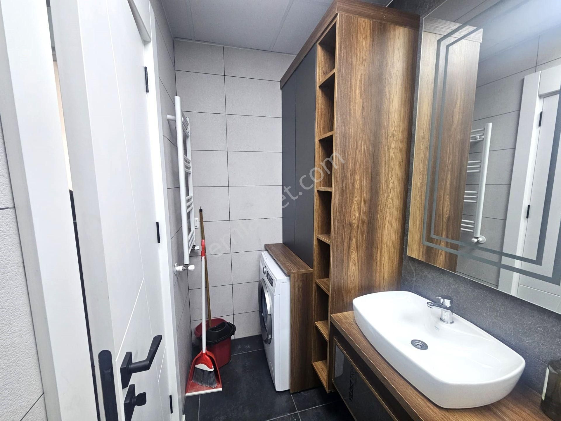 Karınca'dan Deniz Mh'de Doğalgazlı Havuzlu Eşyalı 1+1 Satılık! - Görsel 9