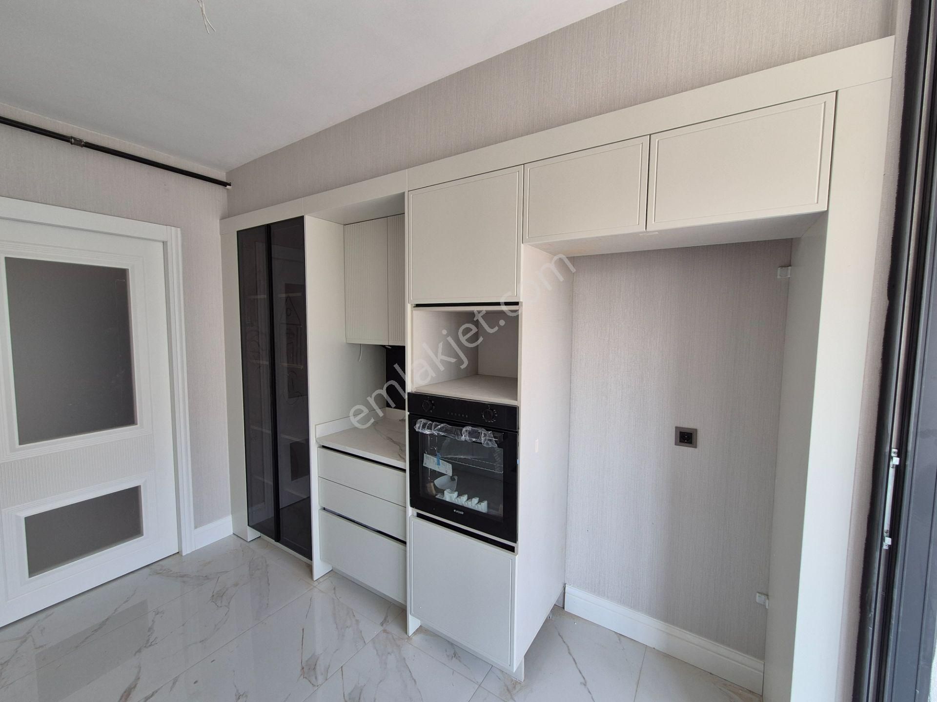 Beyhekim Caddesine Yakın İşyapar Gayrimenkul'den 3+1 Lüks Daire - Görsel 15