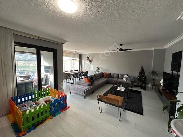 Bağlıcada Yüzme Havuzlu Sitede 3+1 Full Yapılı Satılık Daire - Görsel 18