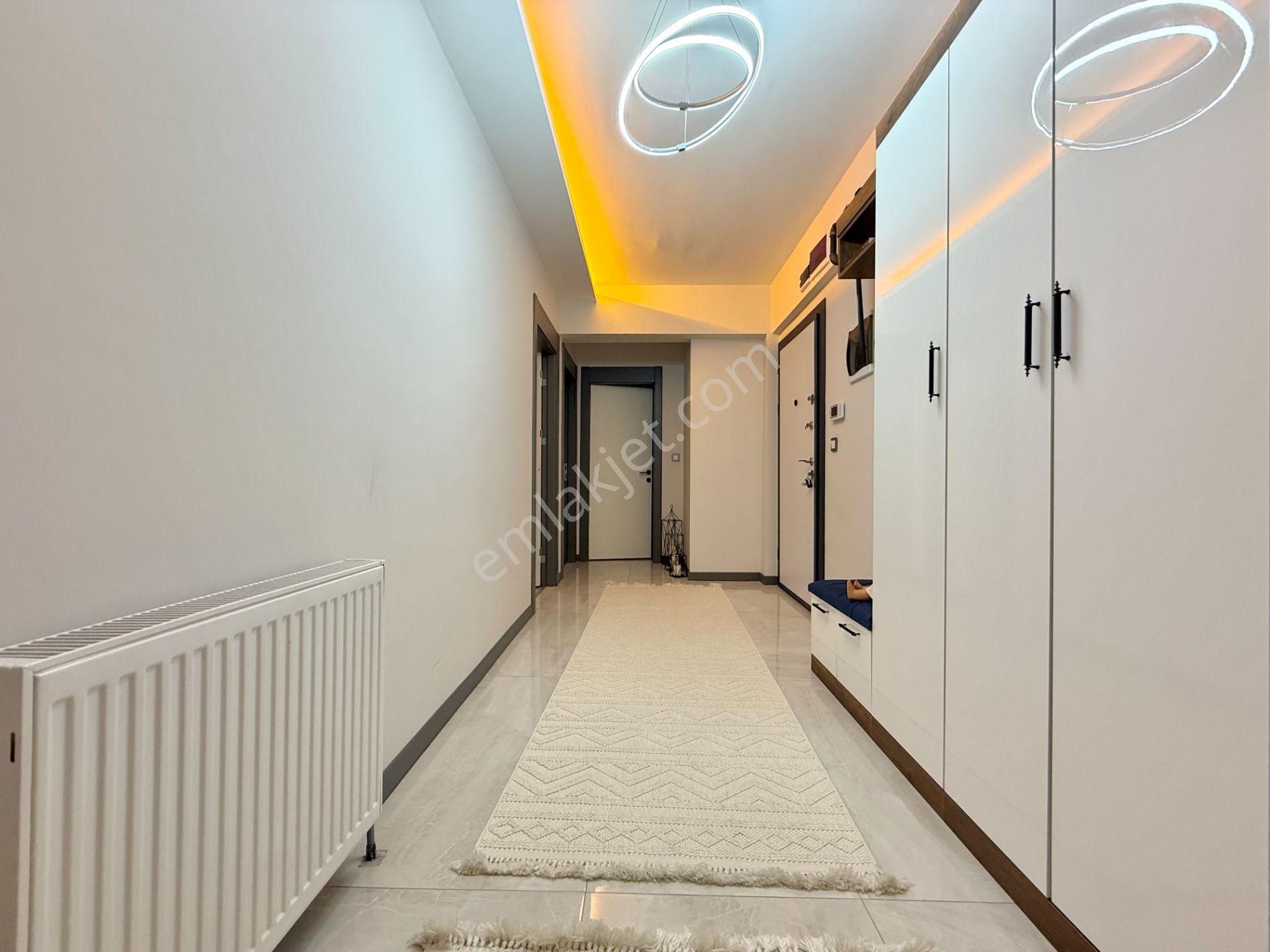 Nam-ak Emlak'tan Kapalı Otoparklı Asansörlü Yeni Binada Güney Cephe 3+1 Daire - Görsel 25