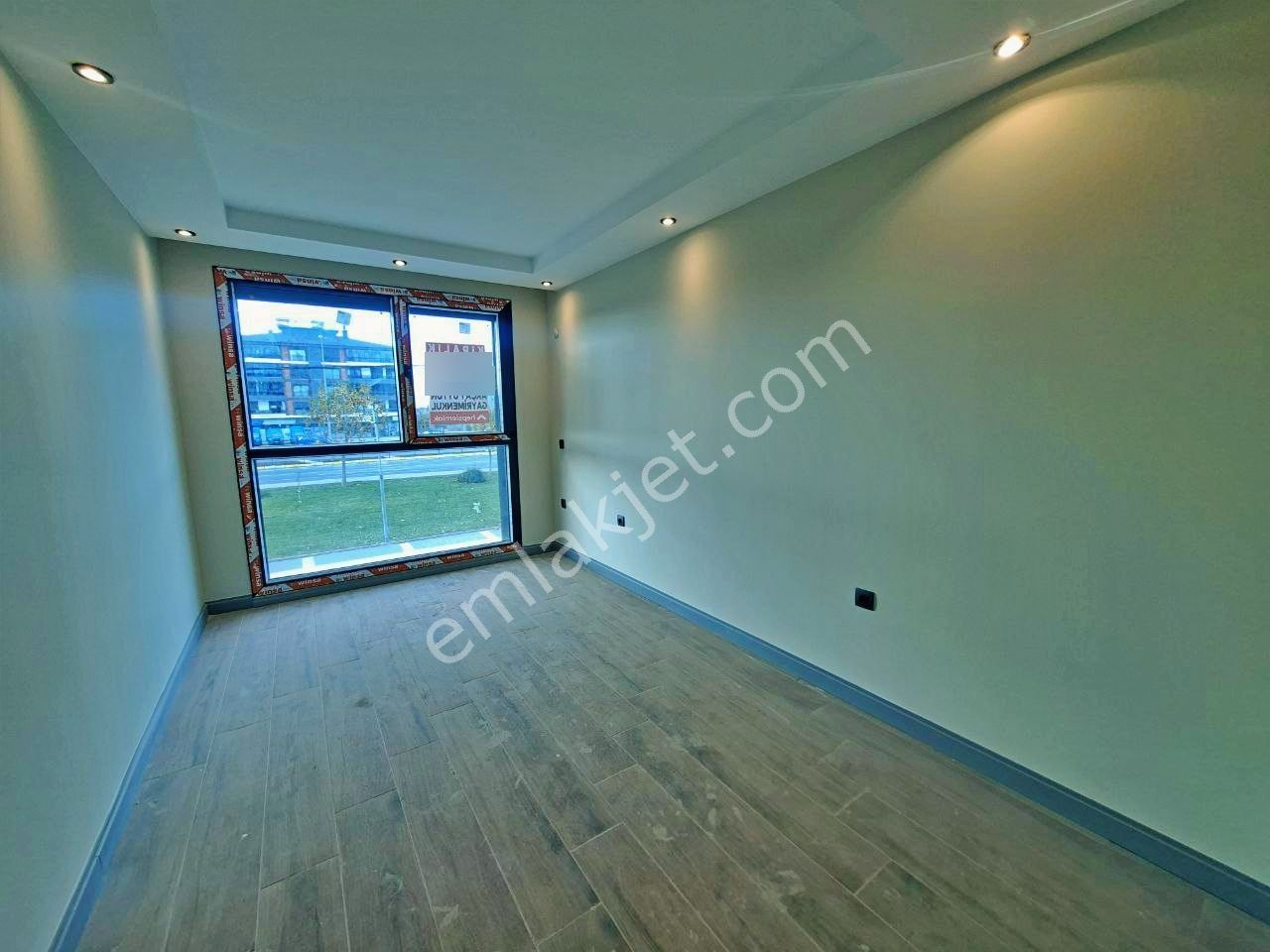 Uytundan Edremit Cennetayağında En Lüks 3+1 Akıllı Daire Kiralık - Görsel 9