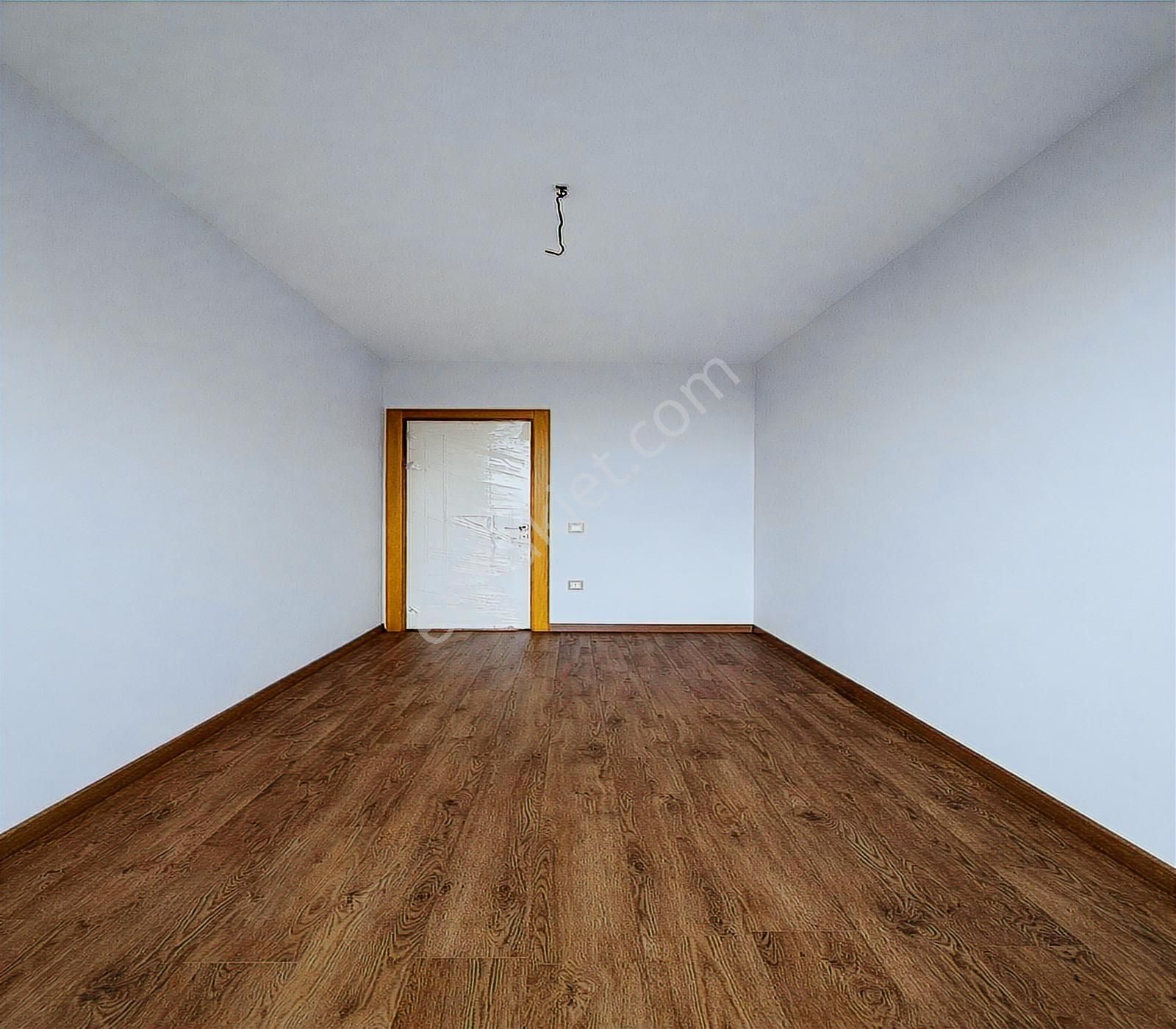 Beylikdüzü'nde Eşi Benzeri Olmayan Site İçinde 7+2 Geniş Dubelks - Görsel 13