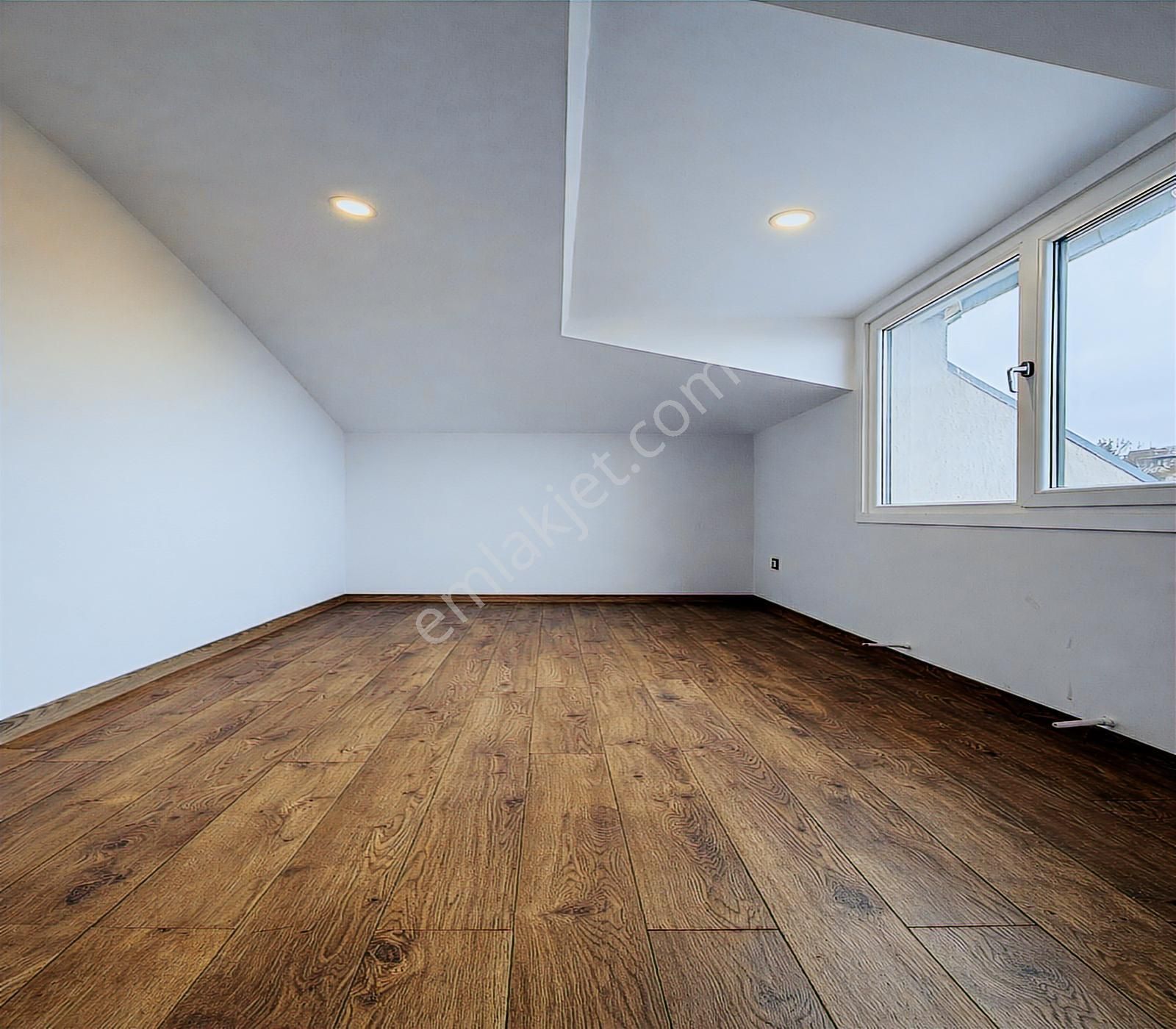 Beylikdüzü'nde Eşi Benzeri Olmayan Site İçinde 7+2 Geniş Dubelks - Görsel 28