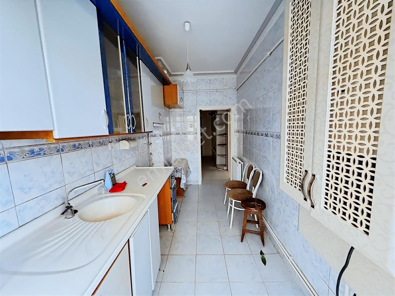 Altın Anahtardan Aşağıeğlence Göbek Yakını Orta Kat Bağımsız - Görsel 21