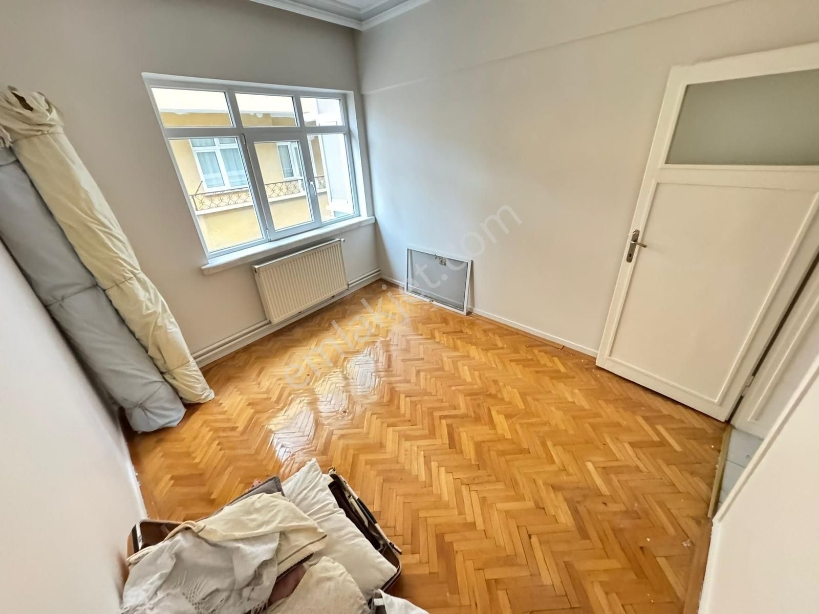 Altın Anahtardan Aşağıeğlence Göbek Yakını Orta Kat Bağımsız - Görsel 27