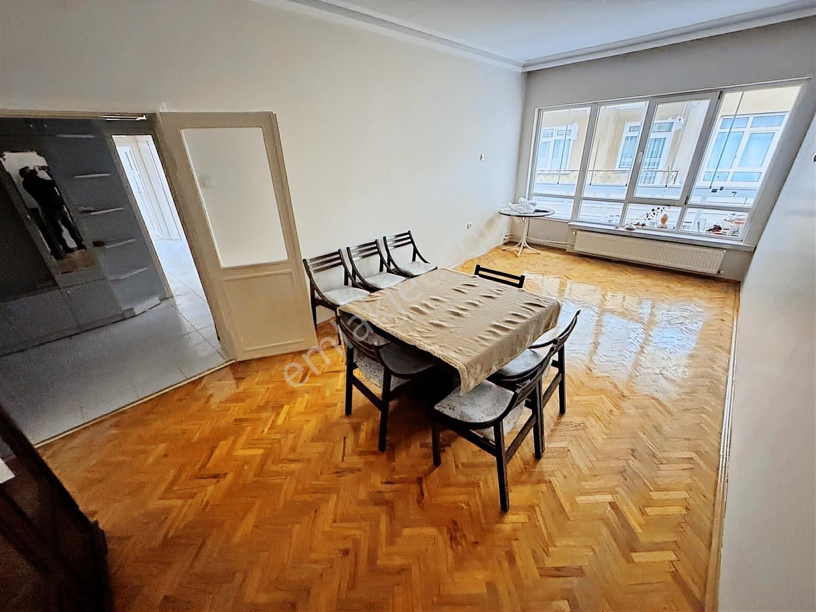 Altın Anahtardan Aşağıeğlence Göbek Yakını Orta Kat Bağımsız - Görsel 19