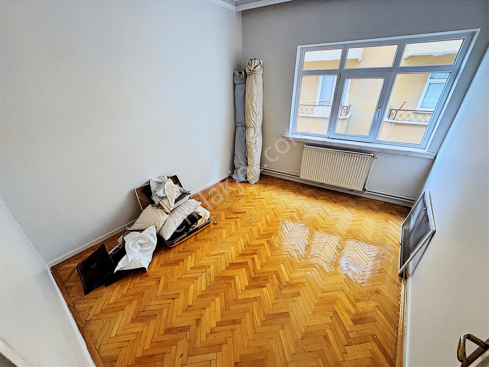 Altın Anahtardan Aşağıeğlence Göbek Yakını Orta Kat Bağımsız - Görsel 23