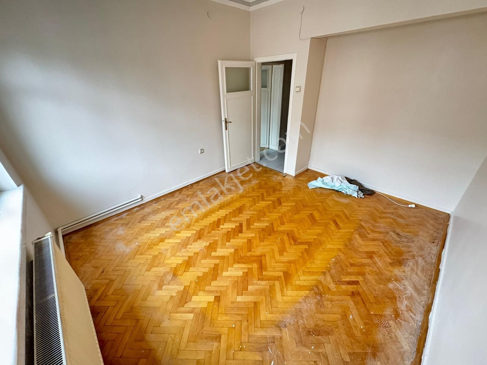 Altın Anahtardan Aşağıeğlence Göbek Yakını Orta Kat Bağımsız - Görsel 12