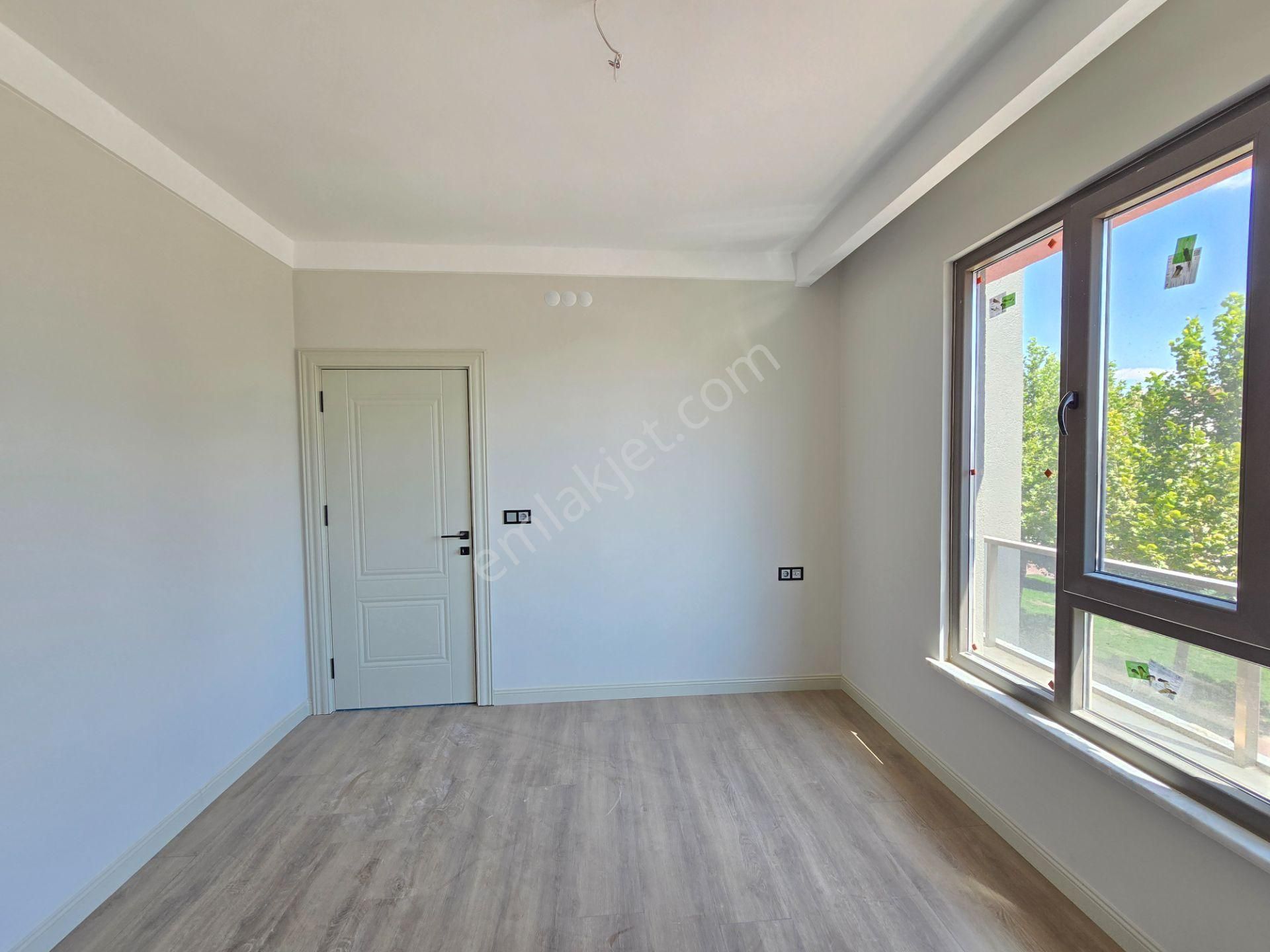 İstanbul Yoluna Yakın İşyapar Gayrimenkul'den Site İçerisinde Lüks 2+1 Daire - Görsel 35