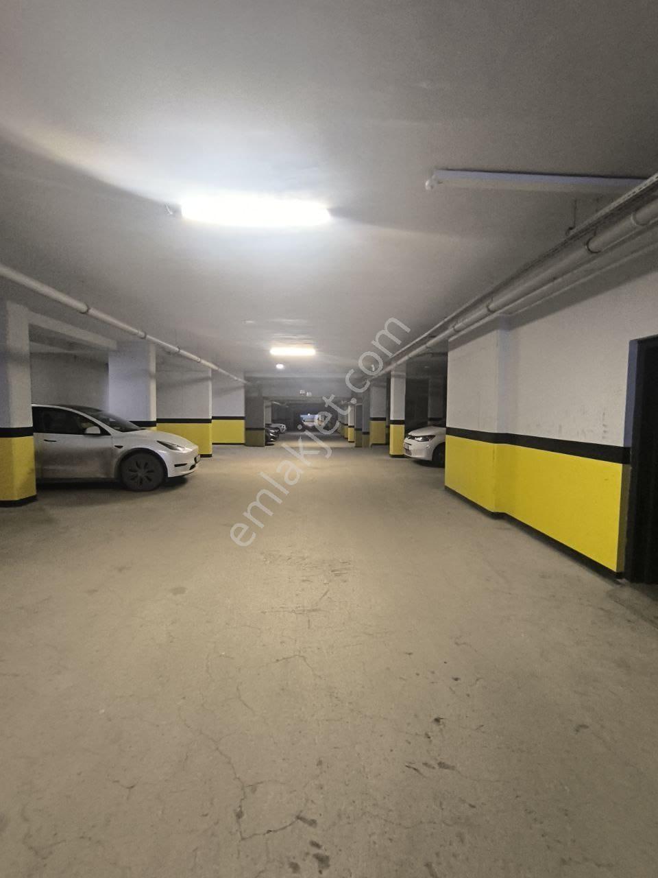 Başiskele Yuvacık Supark Megaron Sitesi'nde 3+1 Bahçe Dubleks - Görsel 35