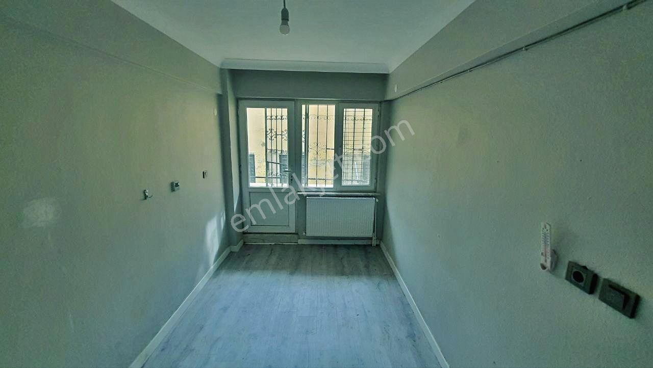 Uytundan Akçay Denize 250 Metre Doğalgazlı Ön Cephe 2+1 Daire - Görsel 15
