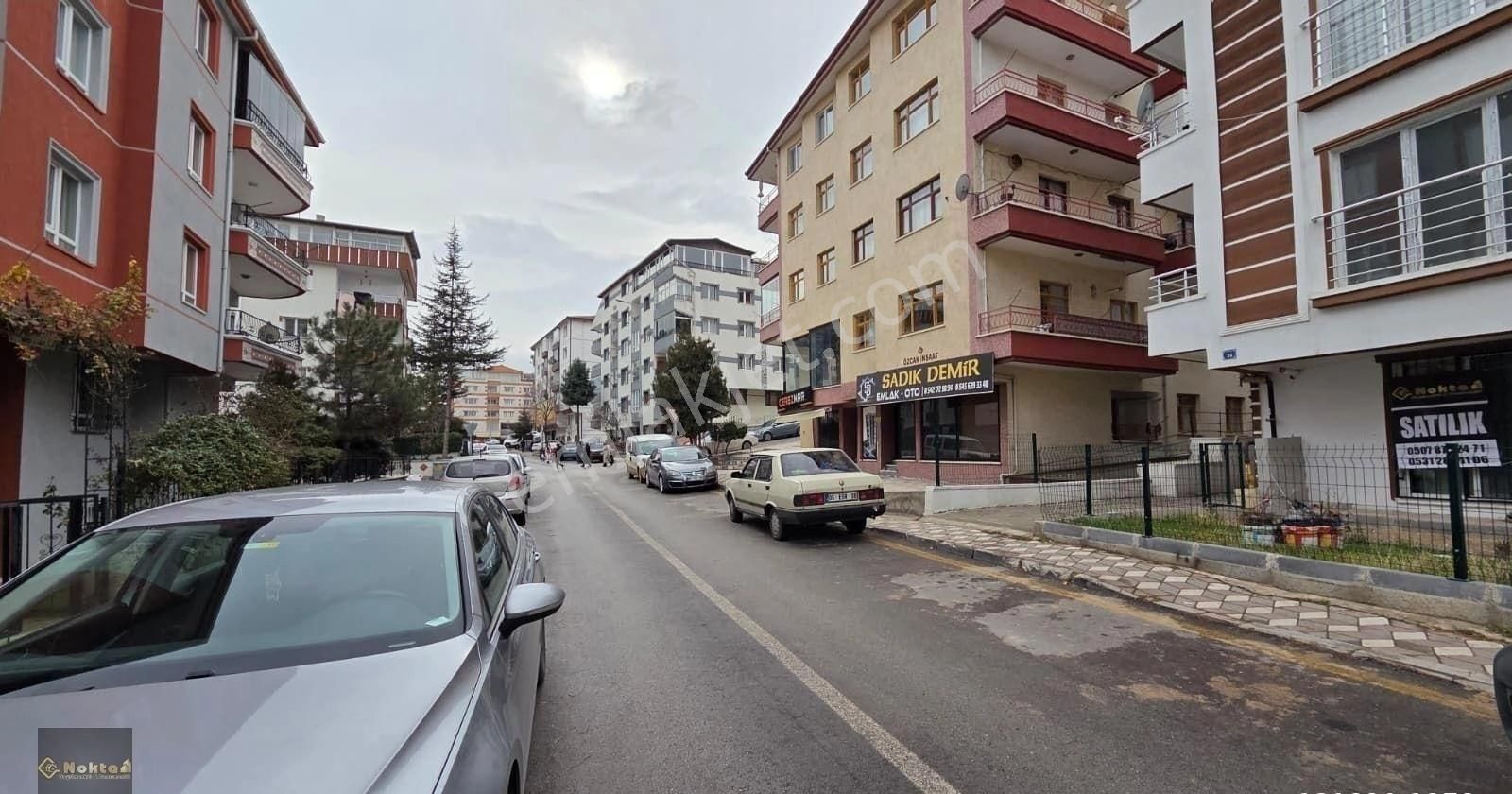 Etimesgut Elvan Mahallesinde 2+1//90m2 Giriş Katı 2 Yaşında - Görsel 35