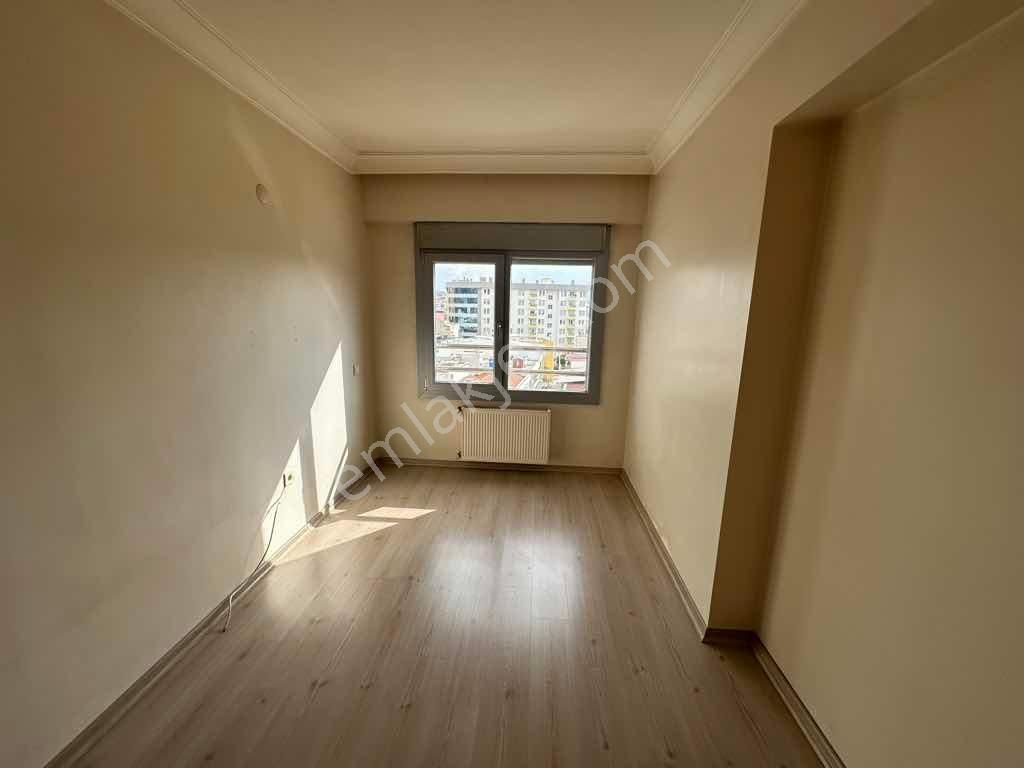 İzmir Karşıyaka Kiralık 3+1 Daire - Görsel 24