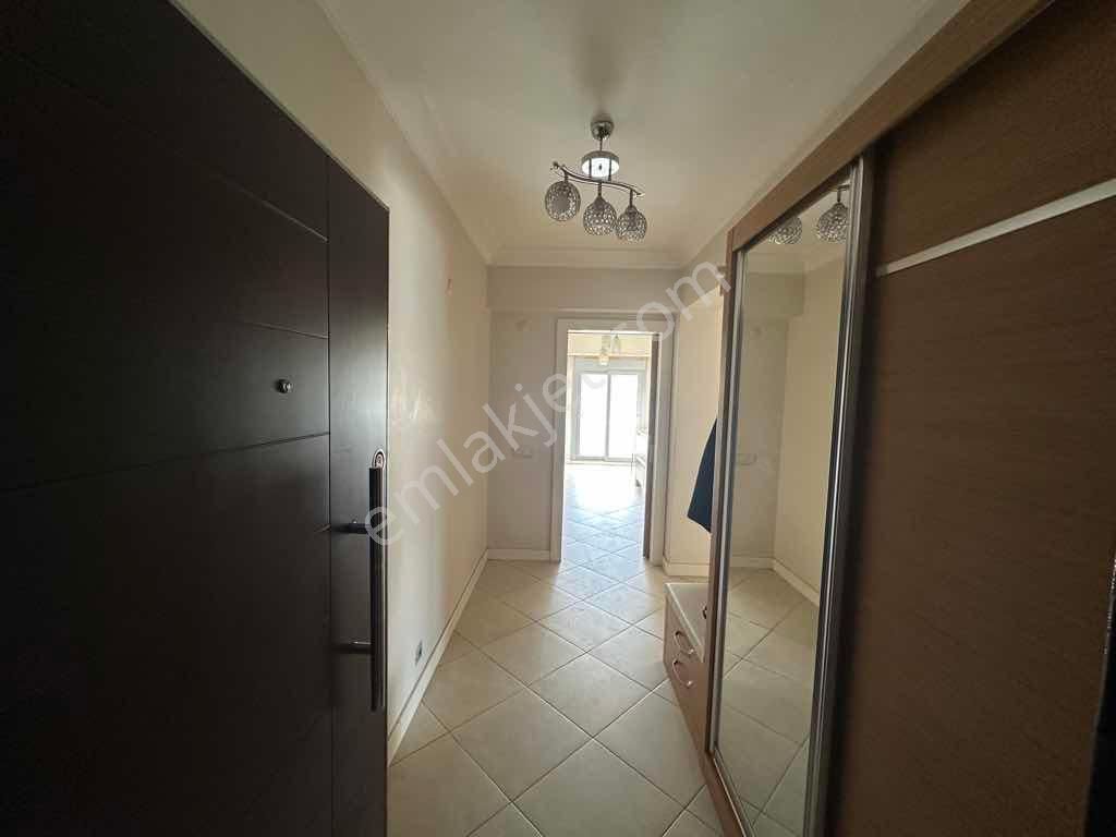 İzmir Karşıyaka Kiralık 3+1 Daire - Görsel 33