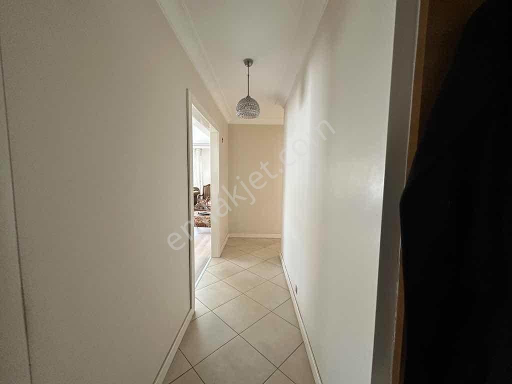 İzmir Karşıyaka Kiralık 3+1 Daire - Görsel 32