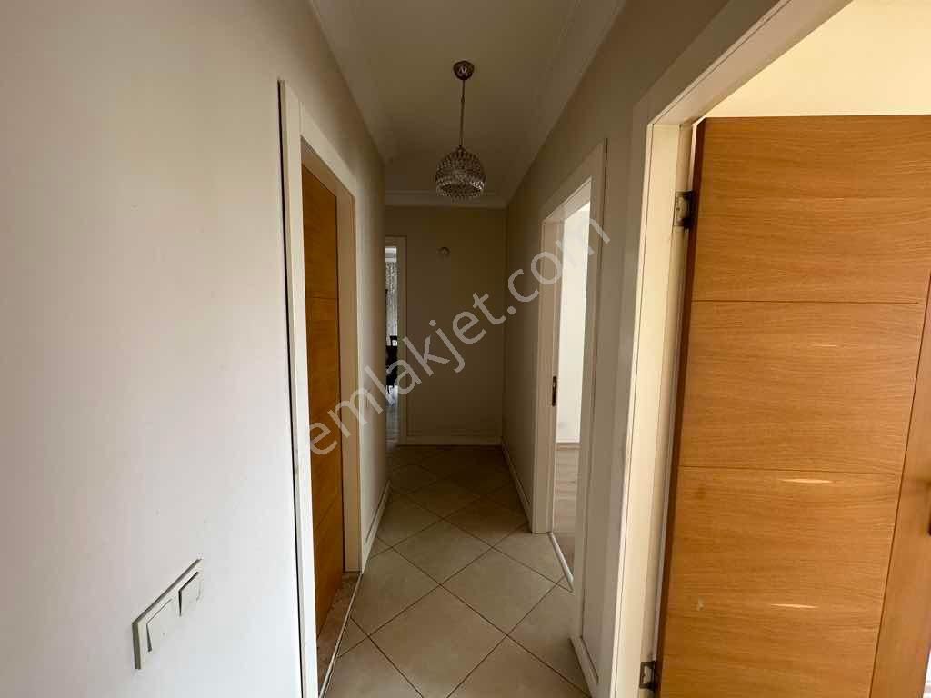 İzmir Karşıyaka Kiralık 3+1 Daire - Görsel 8