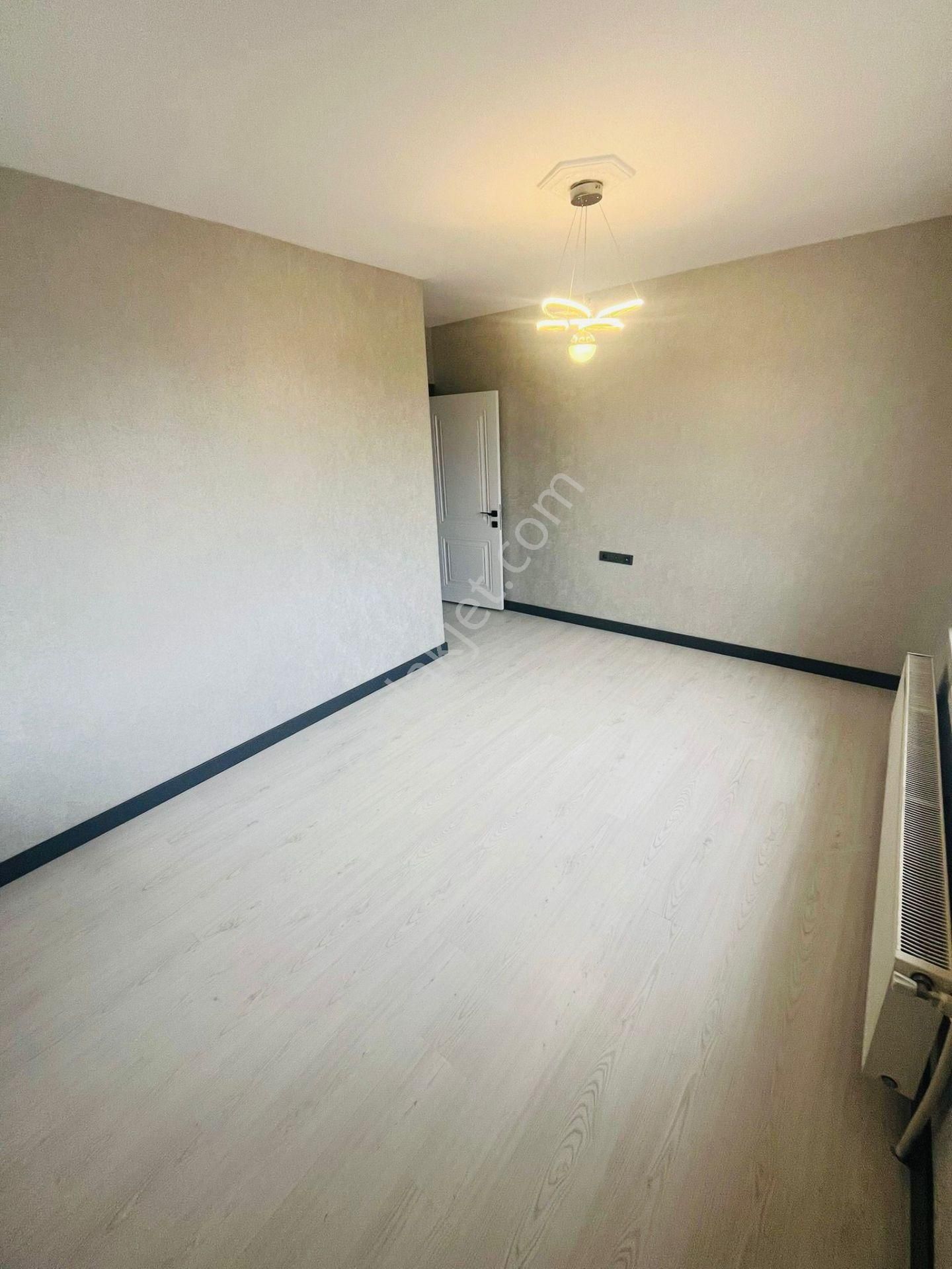 Ataparak Mahallesinde Katta Yapılı 3+1 - Görsel 8