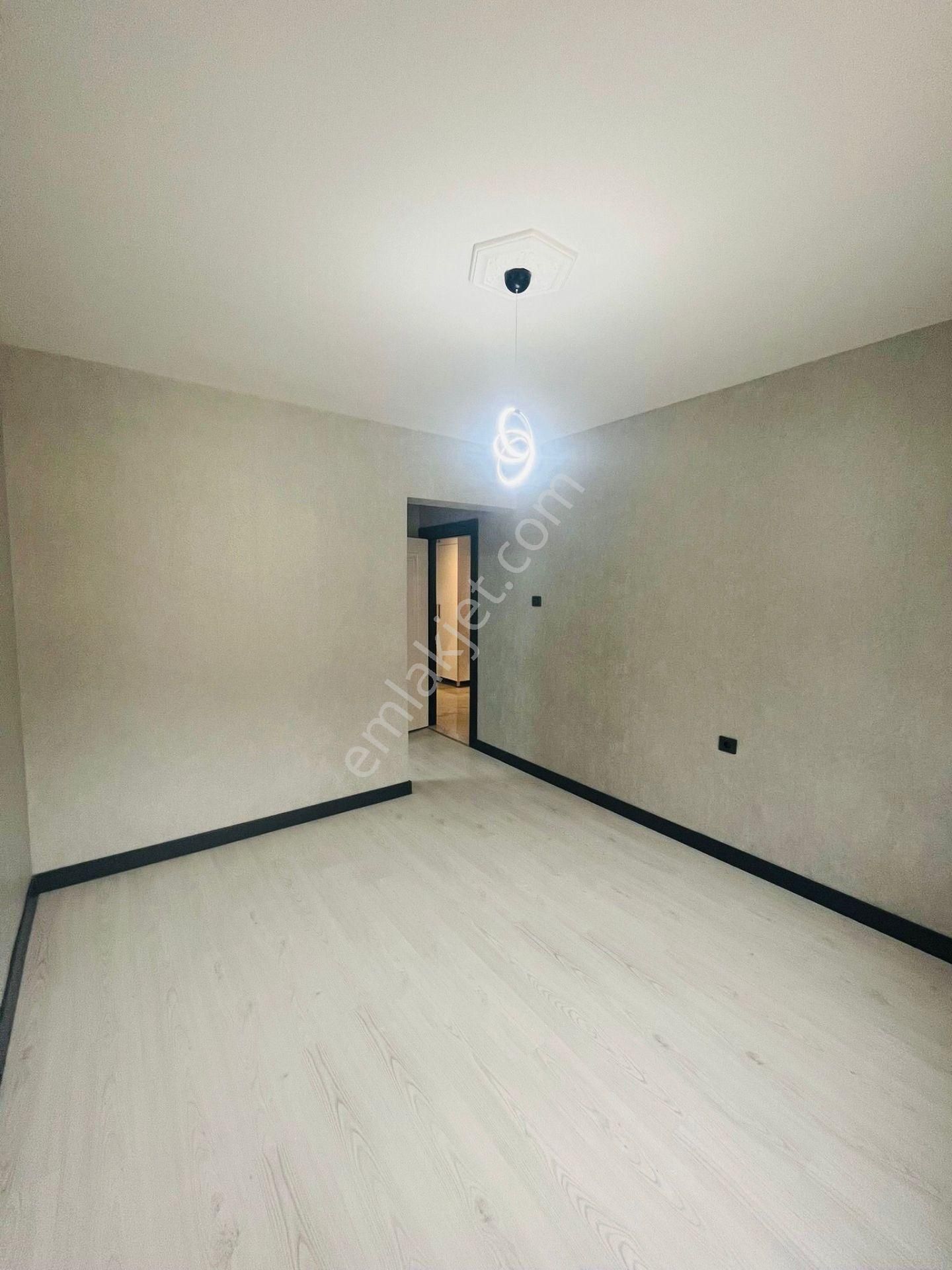 Ataparak Mahallesinde Katta Yapılı 3+1 - Görsel 4