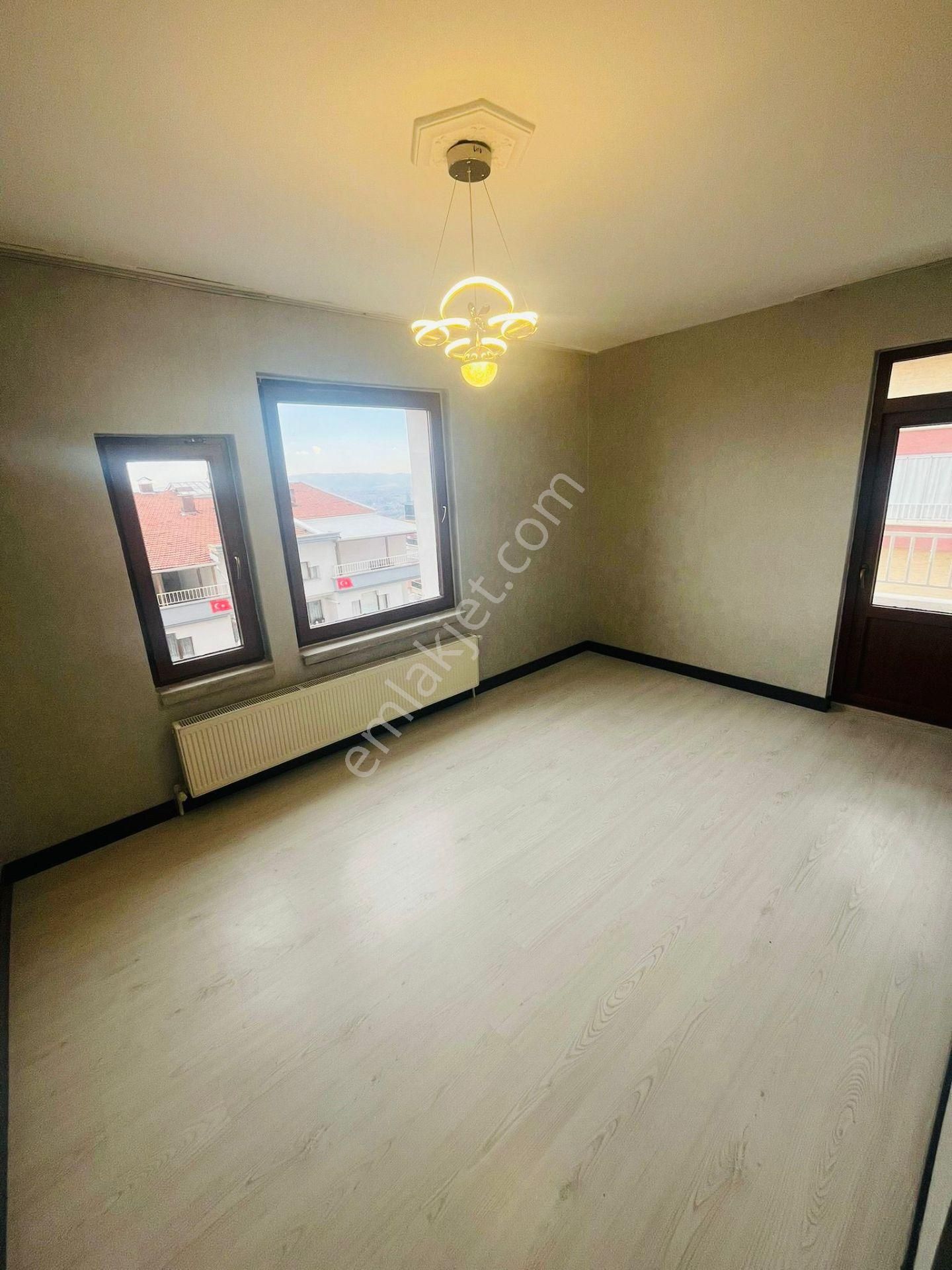 Ataparak Mahallesinde Katta Yapılı 3+1 - Görsel 7