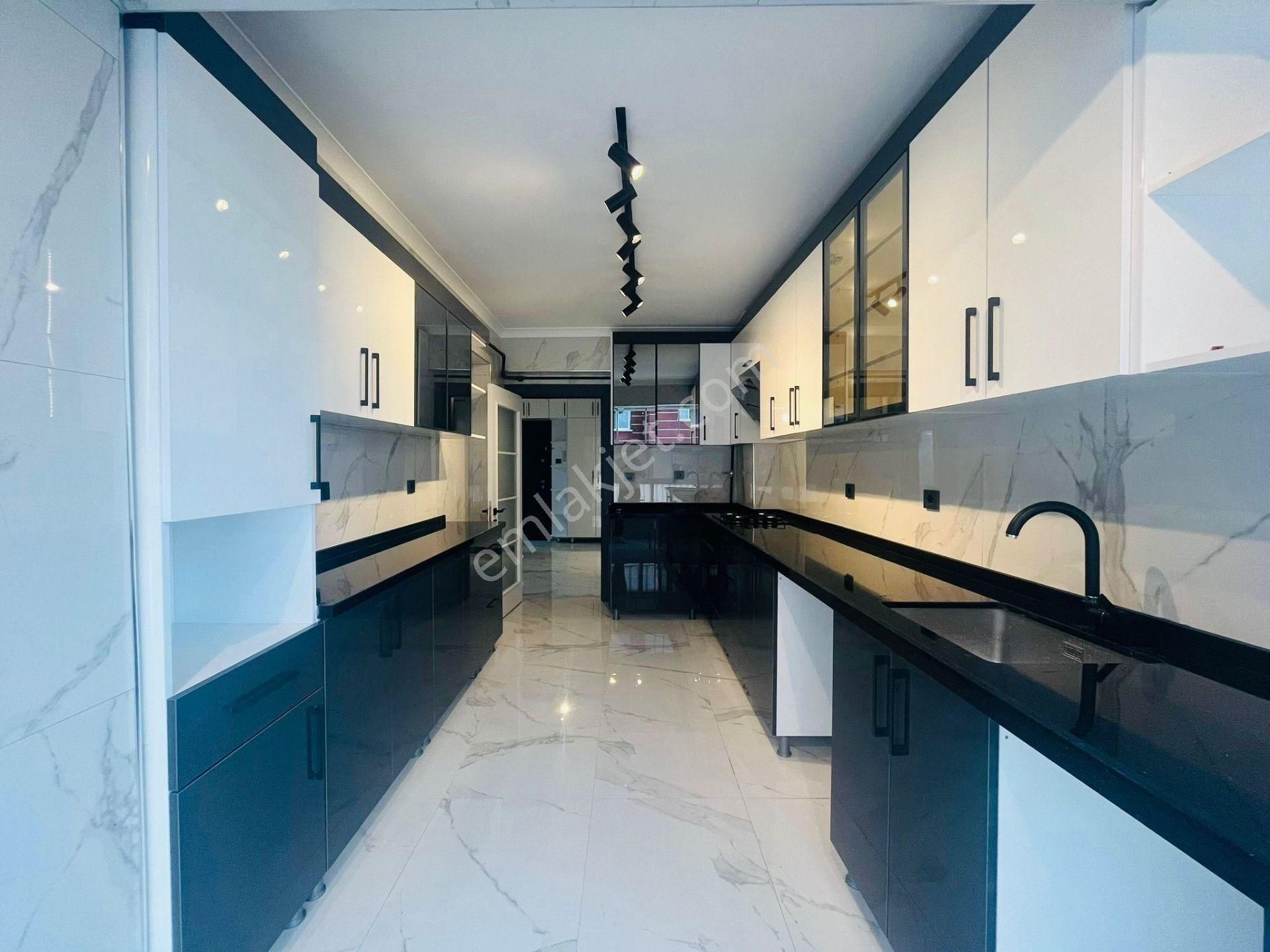 Ataparak Mahallesinde Katta Yapılı 3+1 - Görsel 10