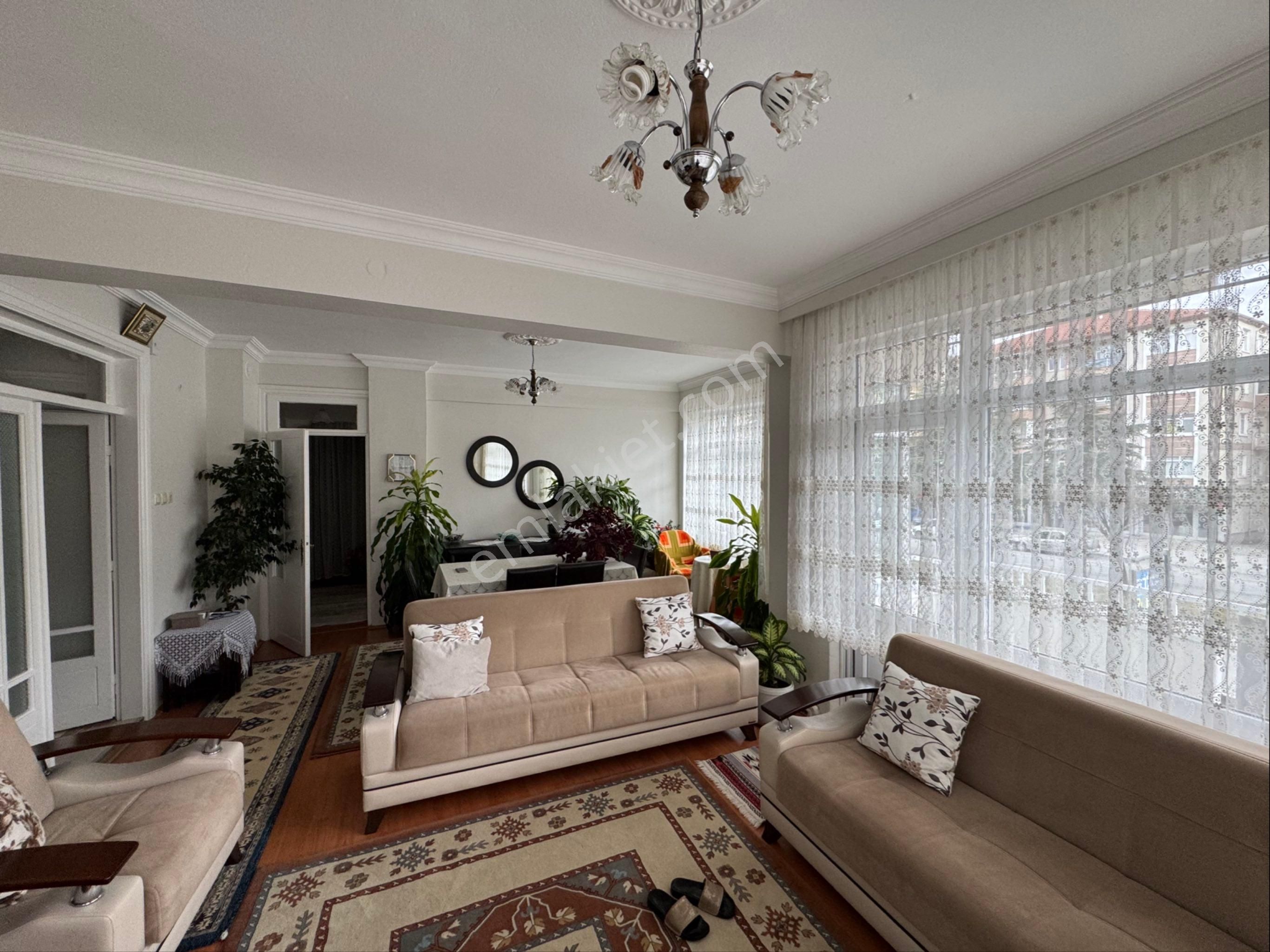 A-k Emlaktan Yeni Mah Asansörlü 3+1 Cadde Cephe Satılık Daire - Görsel 7